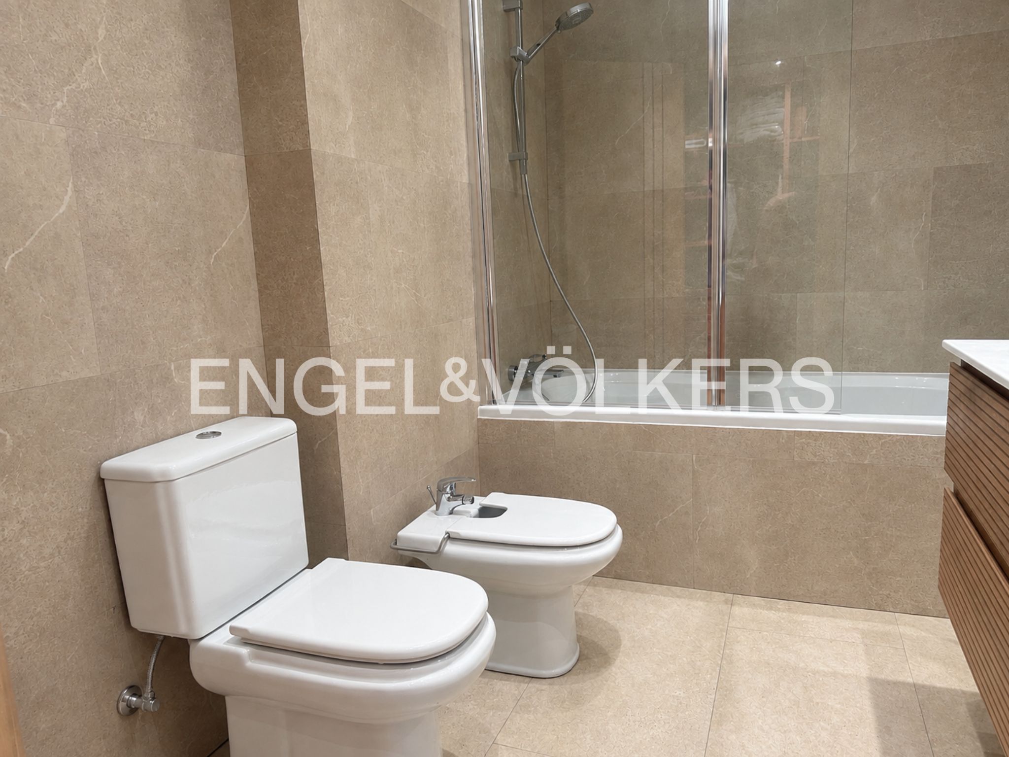 Pis de lloguer a Escaldes Engordany, 1 habitació, 74 metres