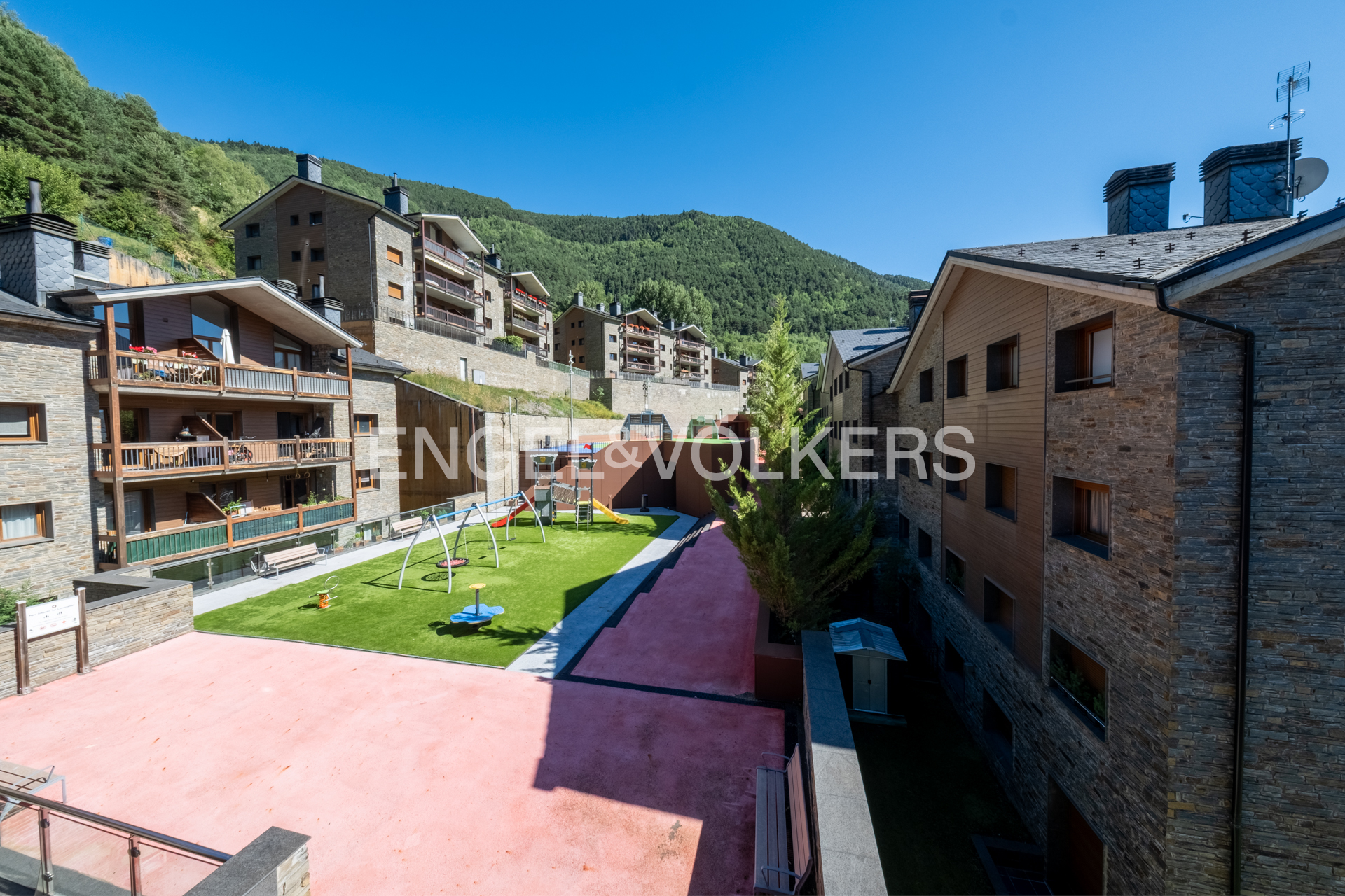 Àtic en venda a Ordino, 2 habitacions, 80 metres