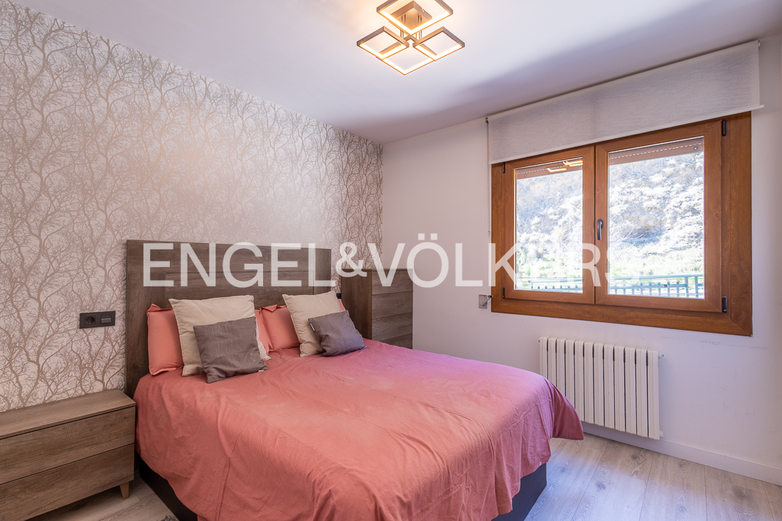 Pis en venda a Santa Coloma, 3 habitacions, 157 metres