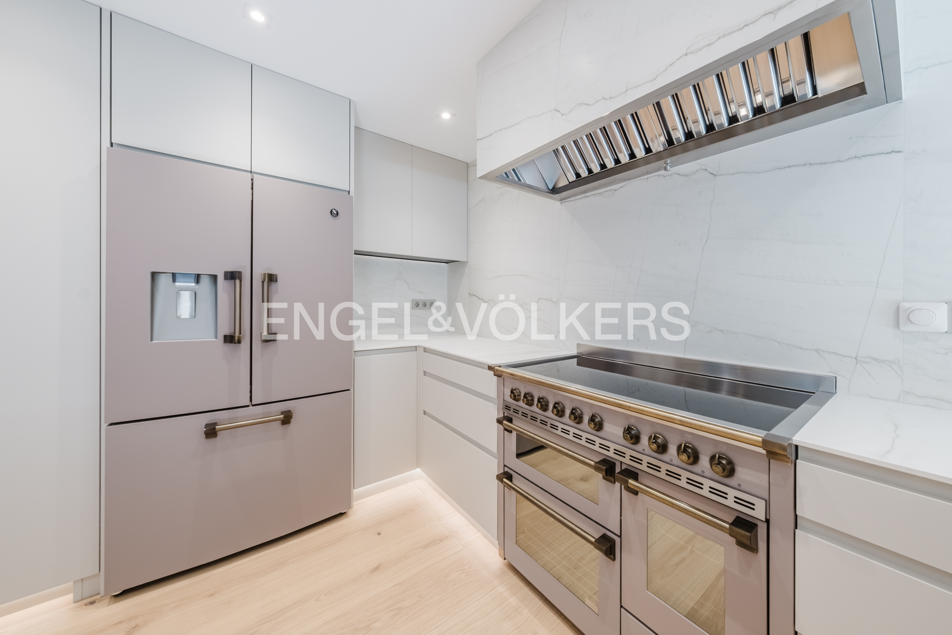 Xalet en venda a Escaldes Engordany, 5 habitacions, 587 metres