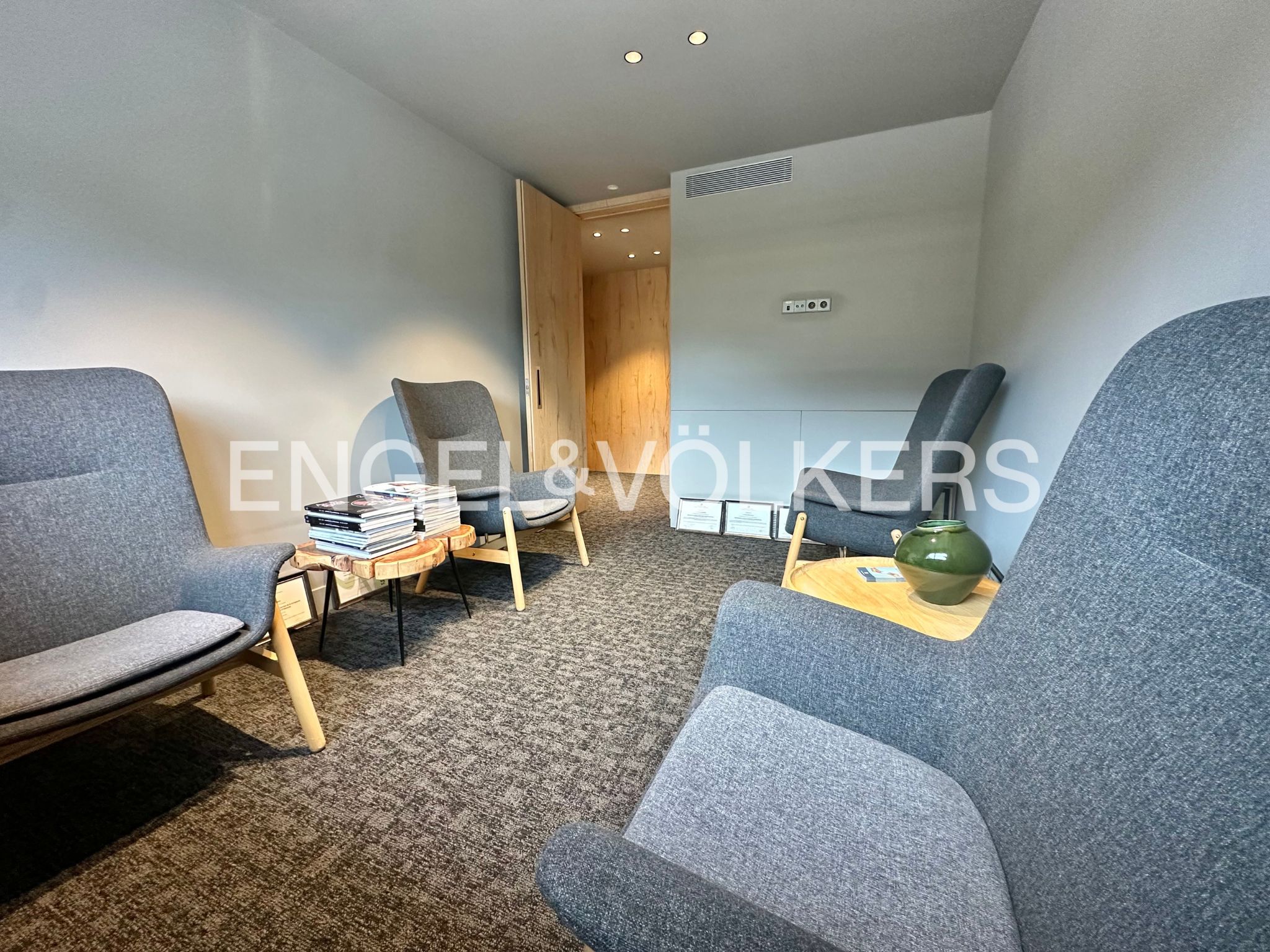 Despatx de lloguer a Andorra la Vella, 180 metres