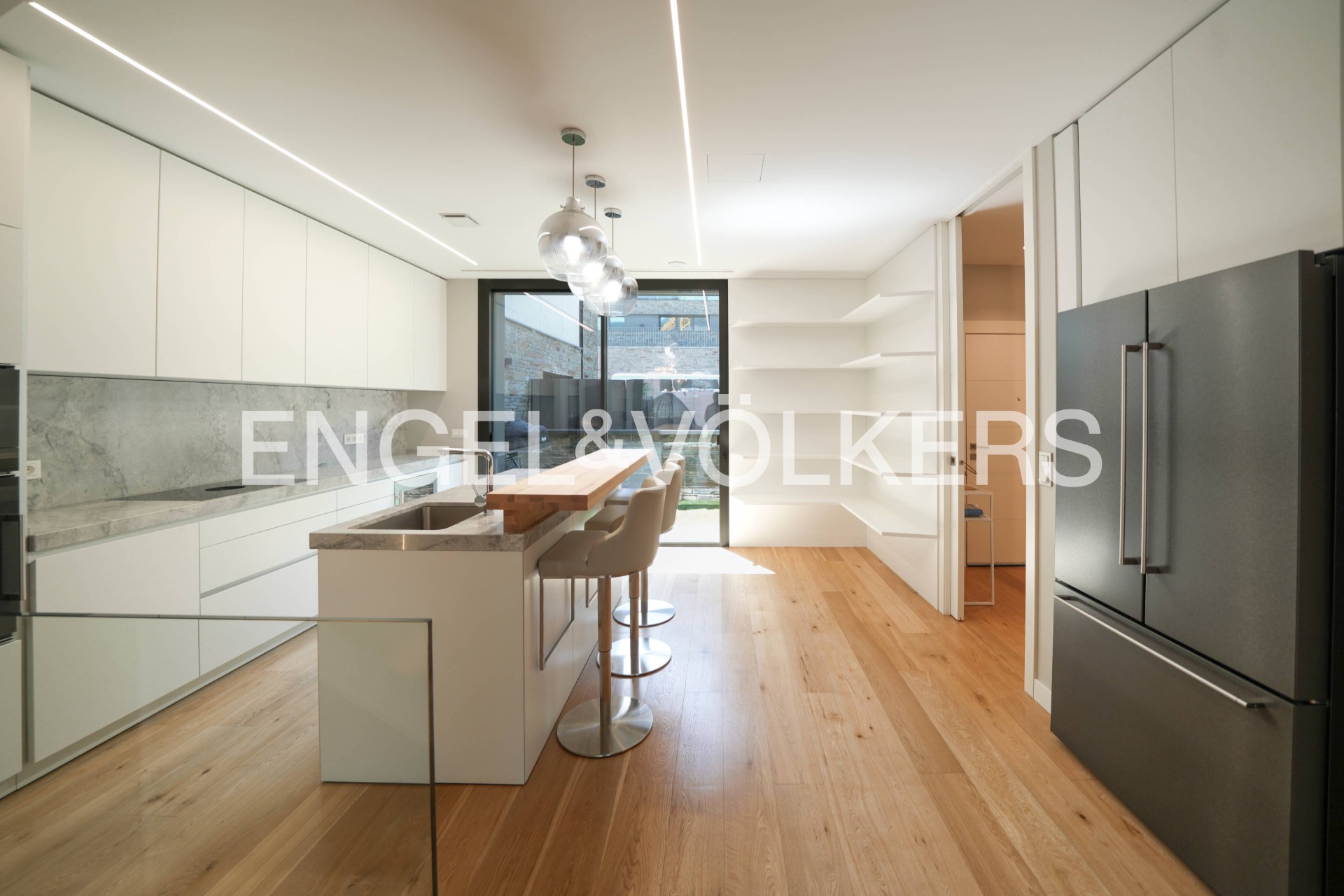 Casa adossada en venda a Escàs, 4 habitacions, 372 metres