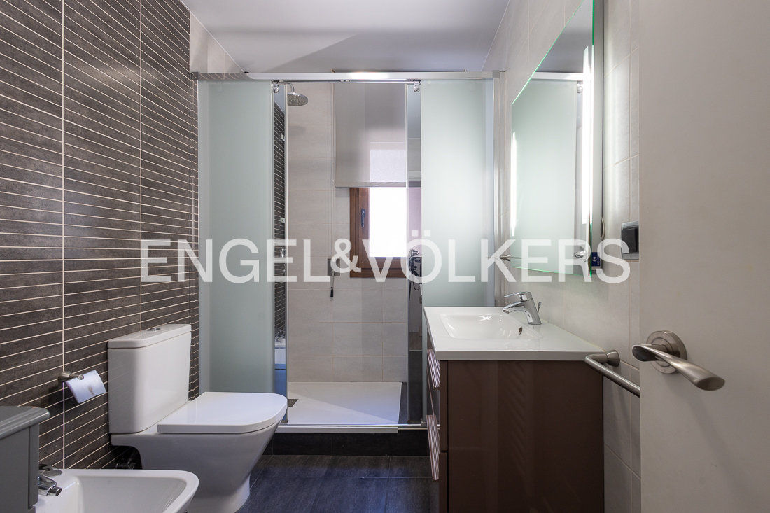 Pis en venda a Santa Coloma, 3 habitacions, 157 metres