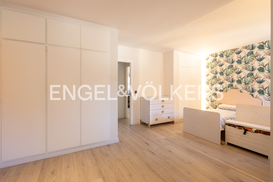 Pis en venda a Santa Coloma, 3 habitacions, 157 metres