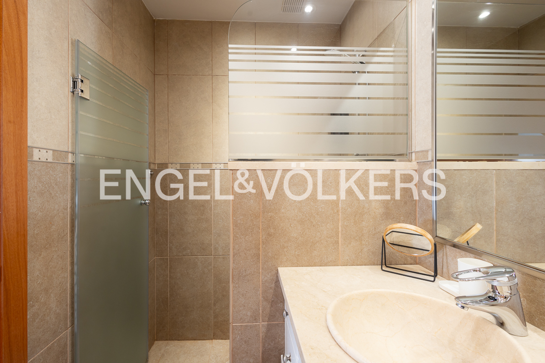 Ático en venta en Els Cortals, 2 habitaciones, 84 metros
