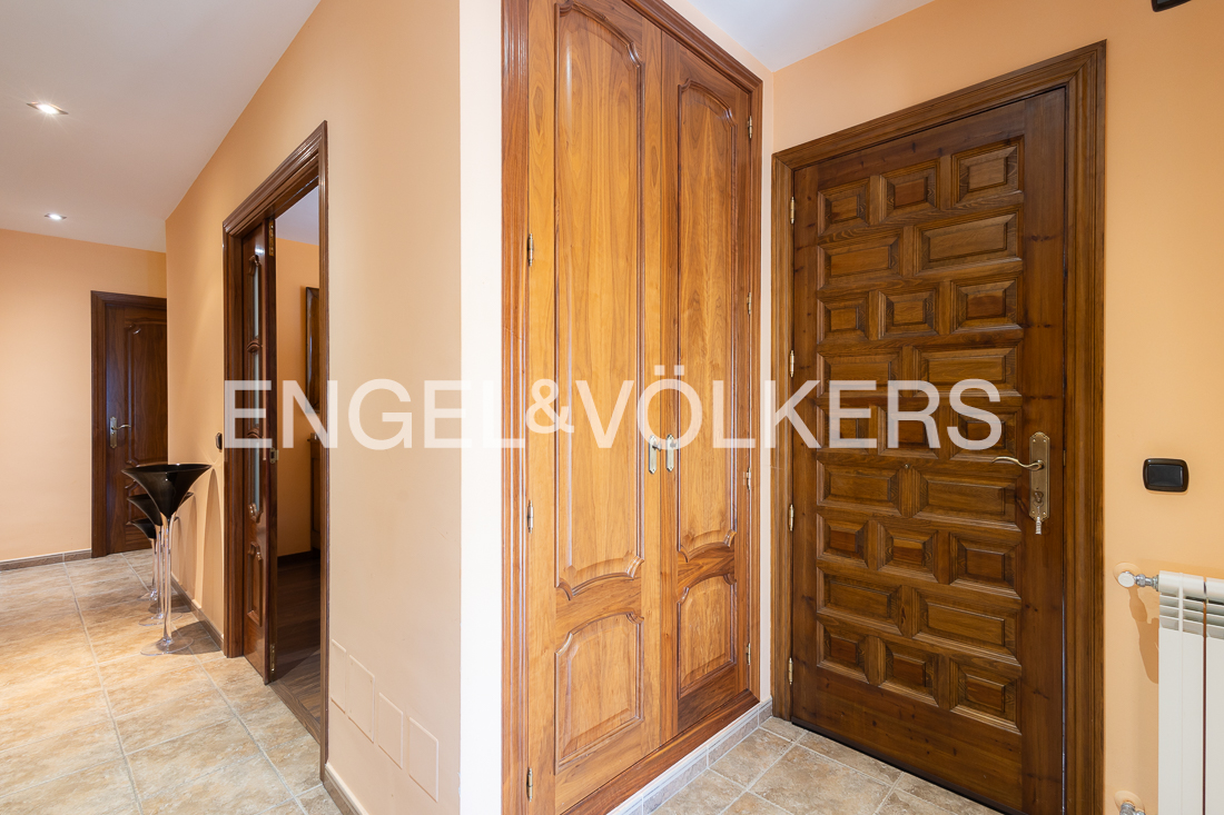 Chalet en venta en L'Aldosa de la Massana, 4 habitaciones, 364 metros