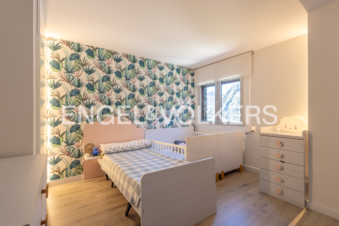 Pis en venda a Santa Coloma, 3 habitacions, 157 metres