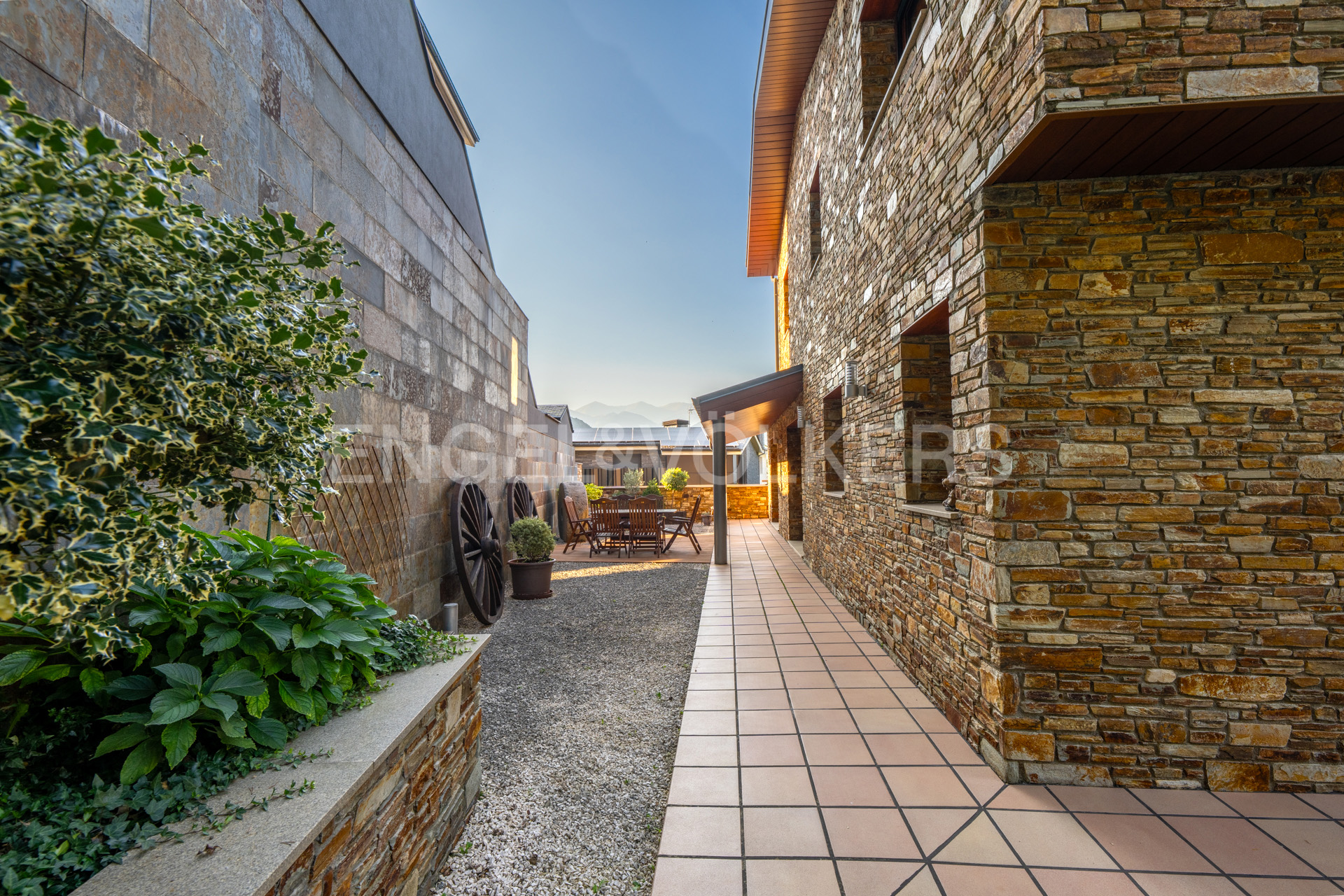 Chalet en venta en Aixirivall, 4 habitaciones, 488 metros