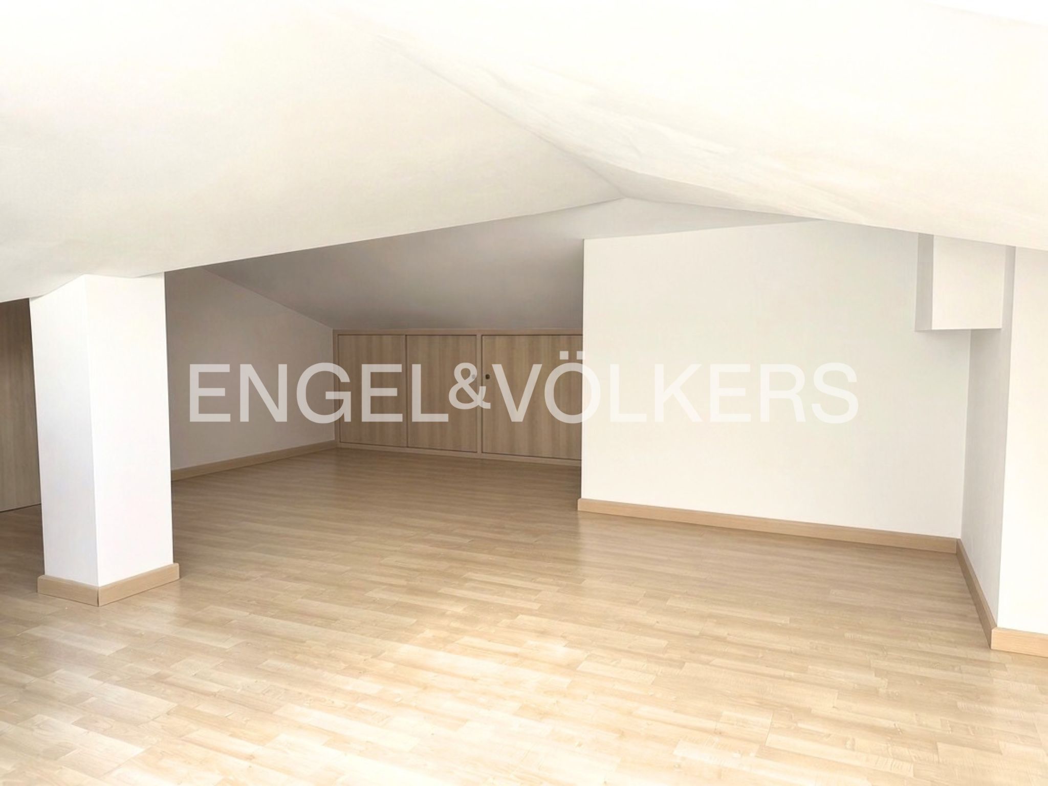 Pis de lloguer a Escaldes Engordany, 1 habitació, 74 metres