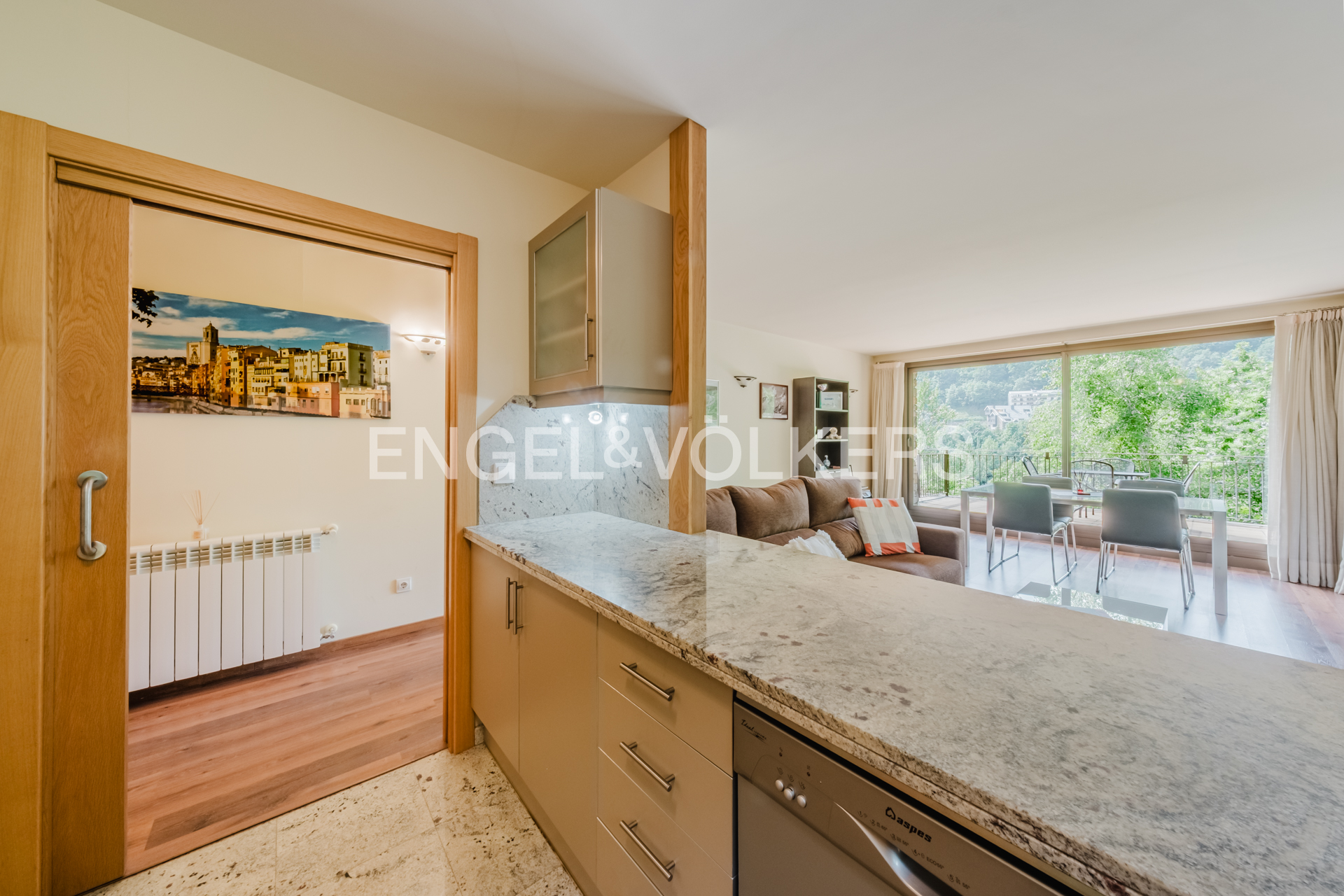 Pis en venda a Anyós, 2 habitacions, 99 metres