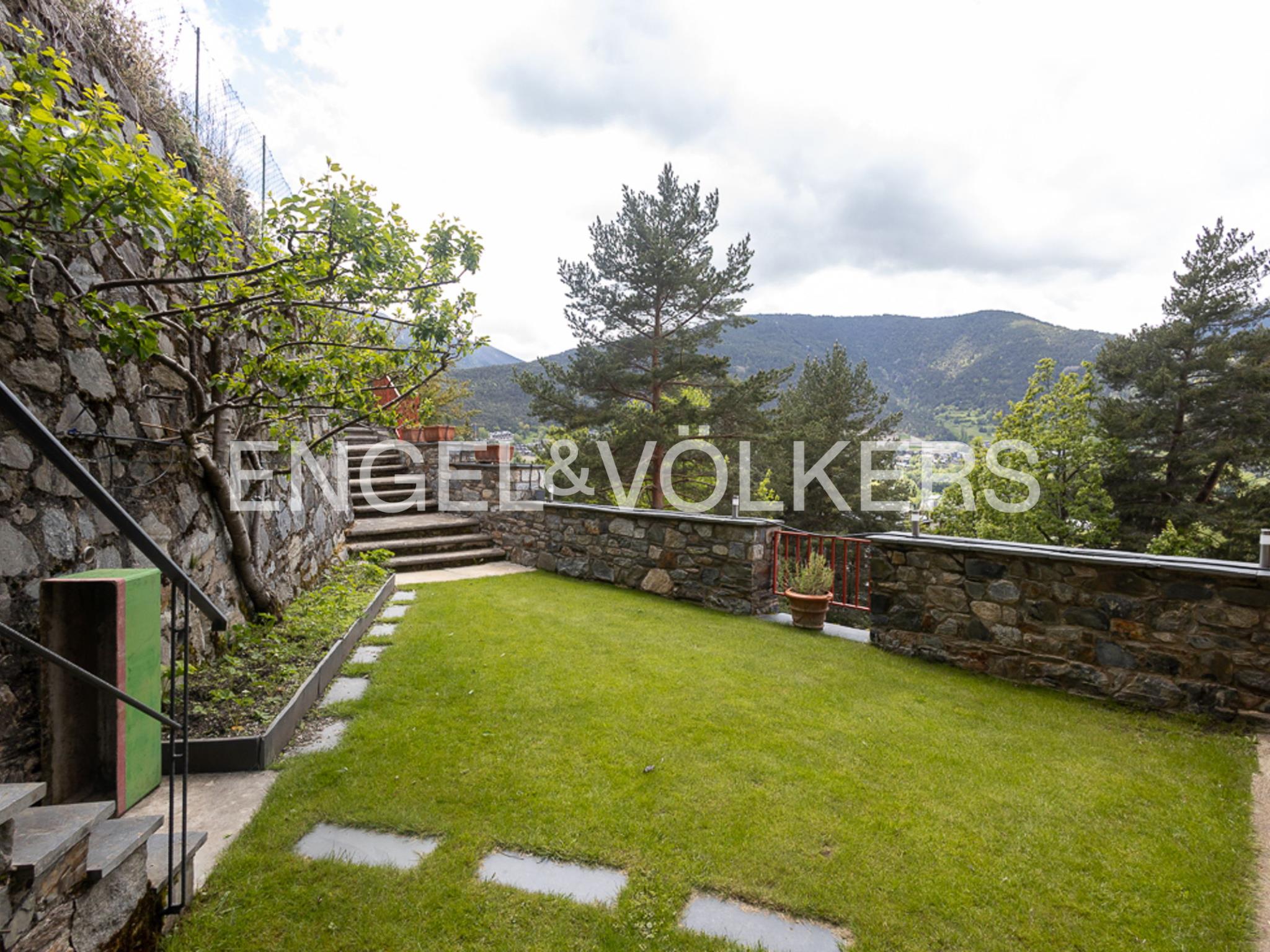 Xalet en venda a L'Aldosa de la Massana, 4 habitacions, 241 metres
