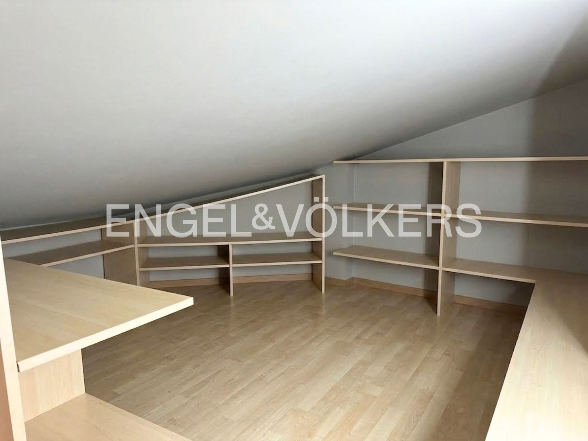 Pis de lloguer a Escaldes Engordany, 1 habitació, 74 metres