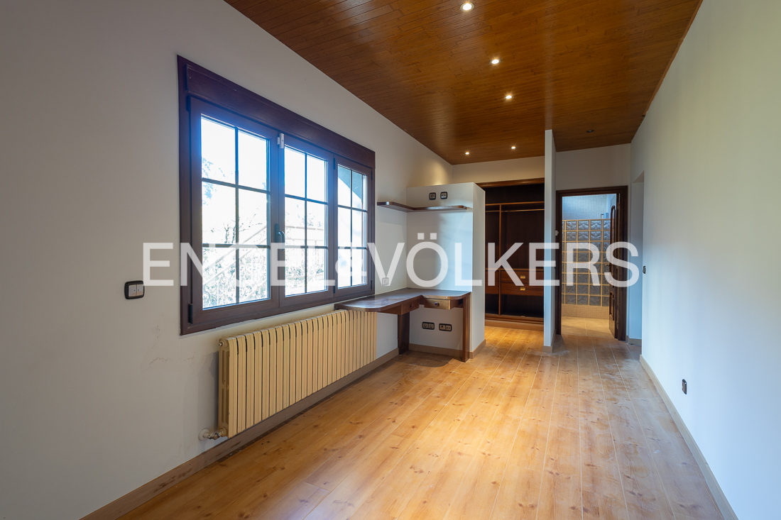 Chalet en venta en Andorra la Vella, 4 habitaciones, 450 metros