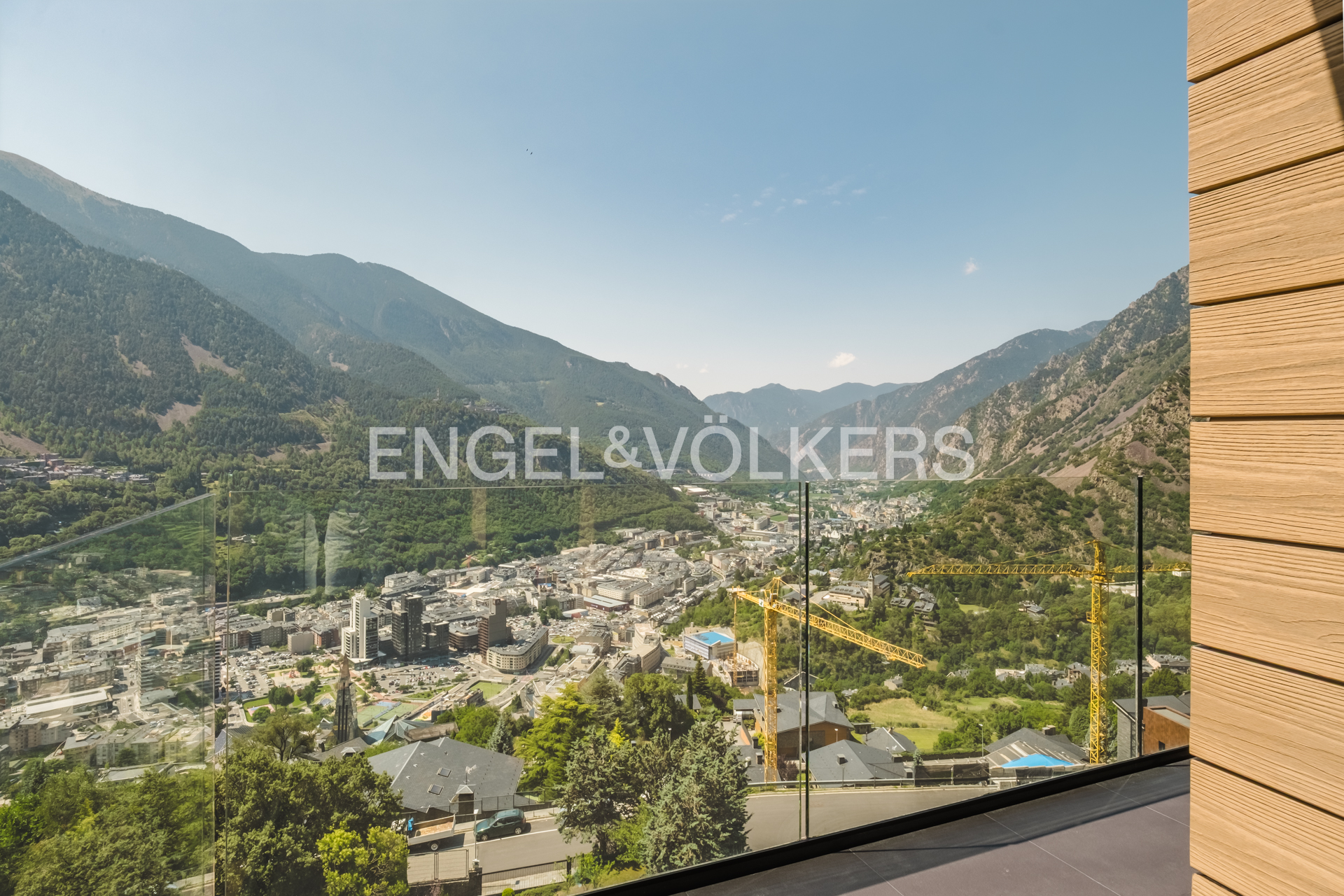 Xalet en venda a Escaldes Engordany, 5 habitacions, 587 metres
