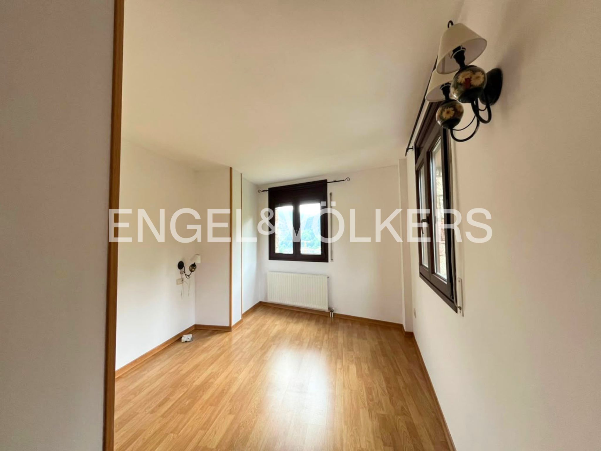 Pis de lloguer a Prats, 3 habitacions, 145 metres