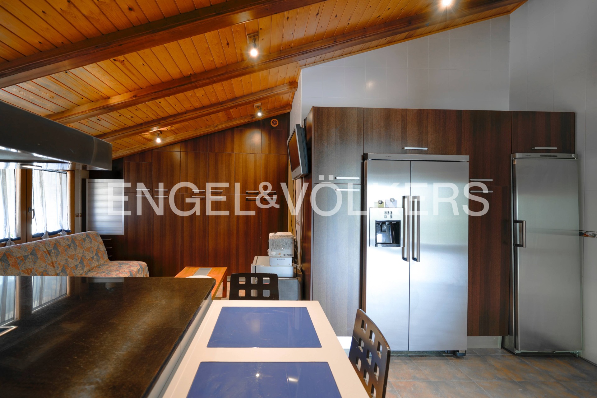 Àtic en venda a Anyós, 3 habitacions, 237 metres