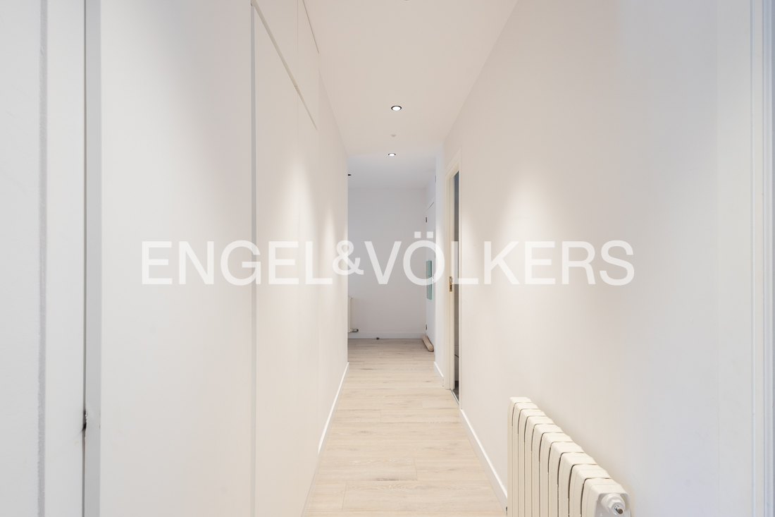 Pis en venda a Santa Coloma, 3 habitacions, 157 metres