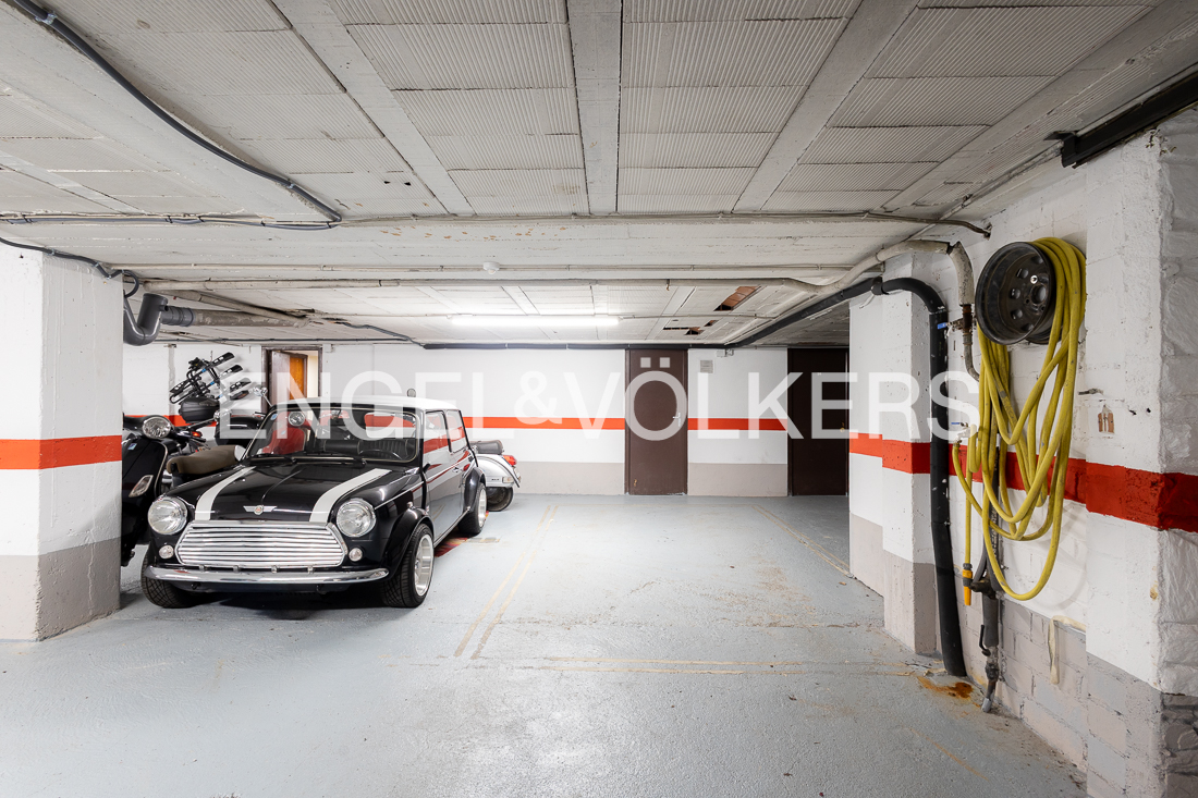 Pis en venda a Santa Coloma, 3 habitacions, 157 metres