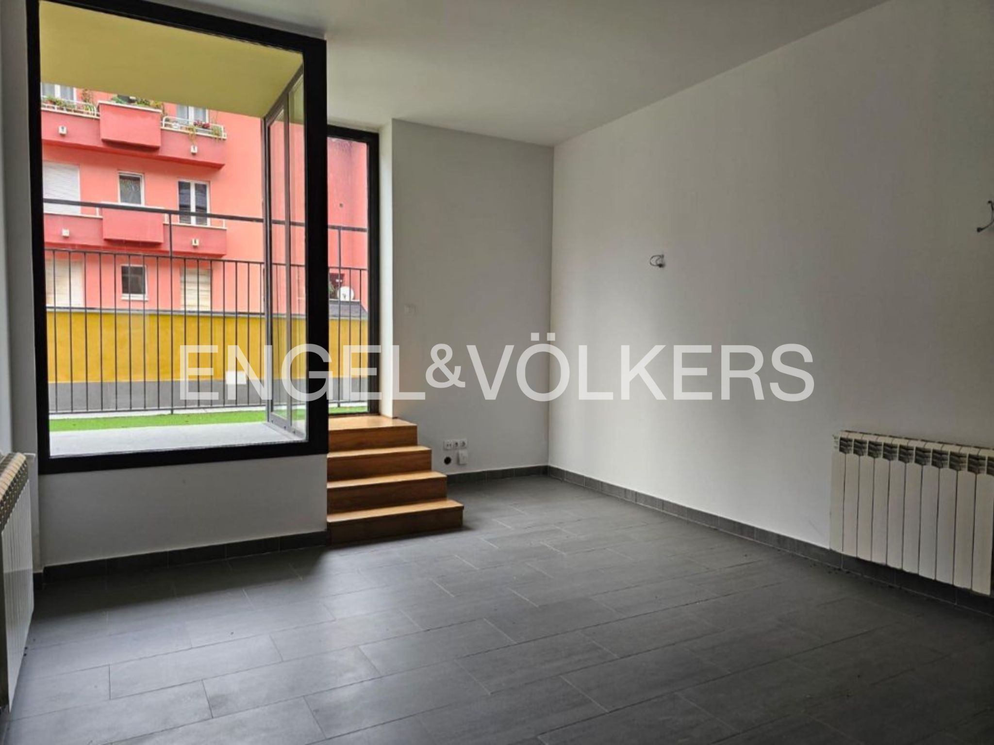Piso de alquiler en Aixirivall, 1 habitación, 55 metros