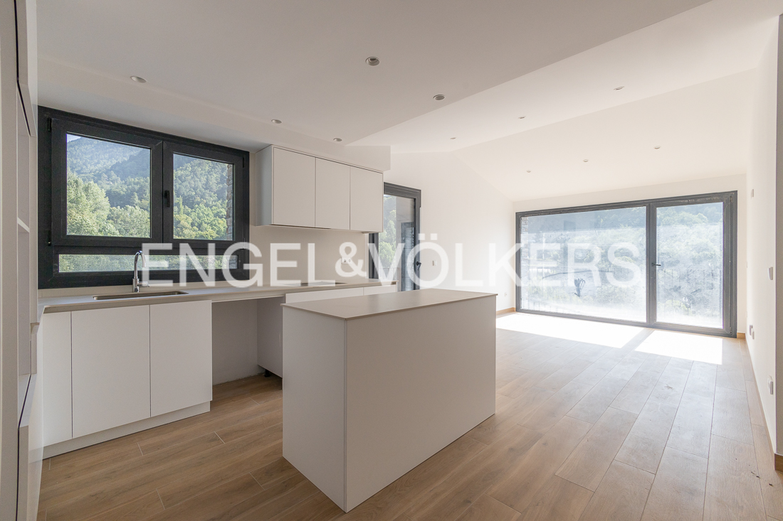 Àtic de lloguer a Escaldes Engordany, 3 habitacions, 95 metres
