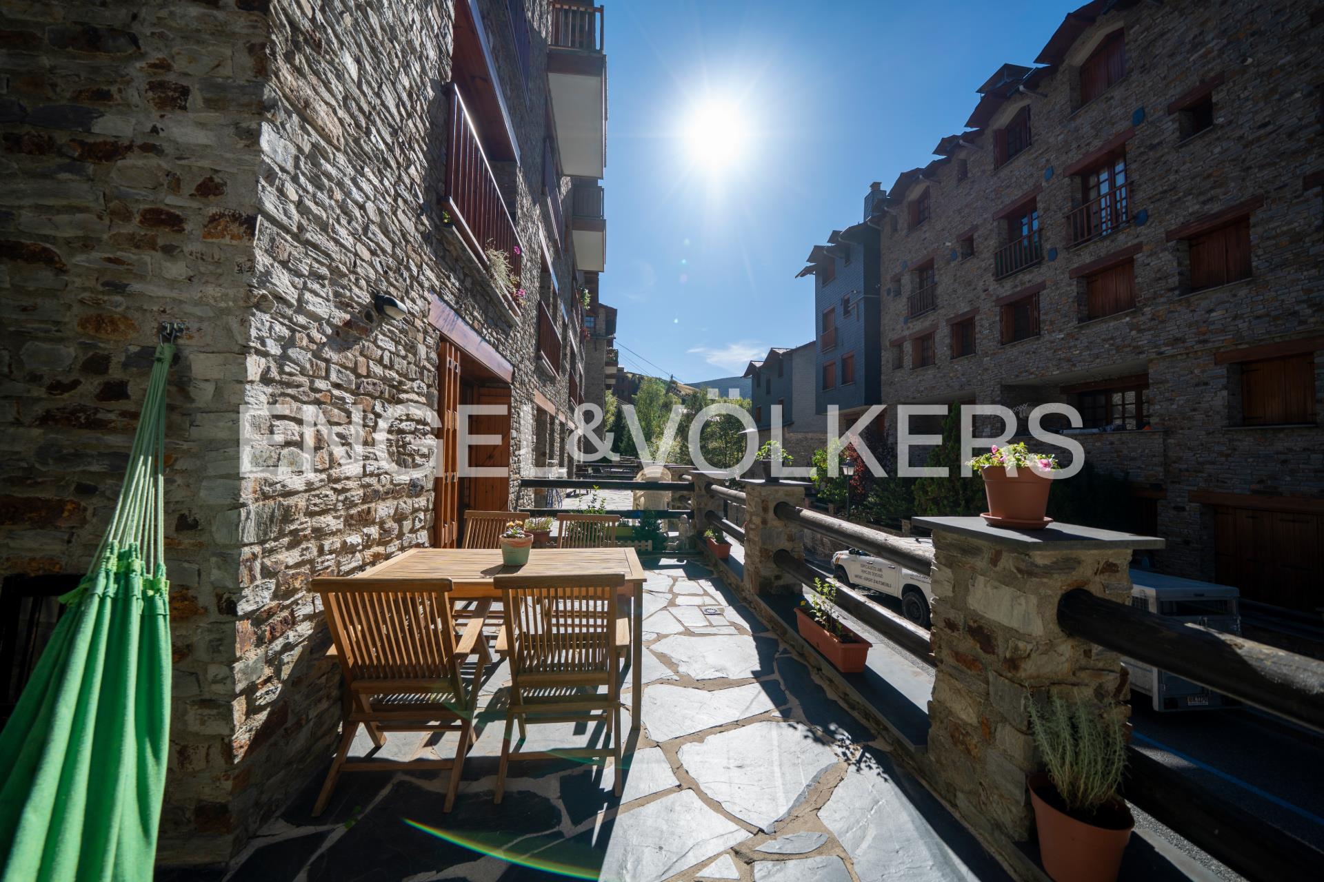Pis en venda a Canillo, 2 habitacions, 85 metres