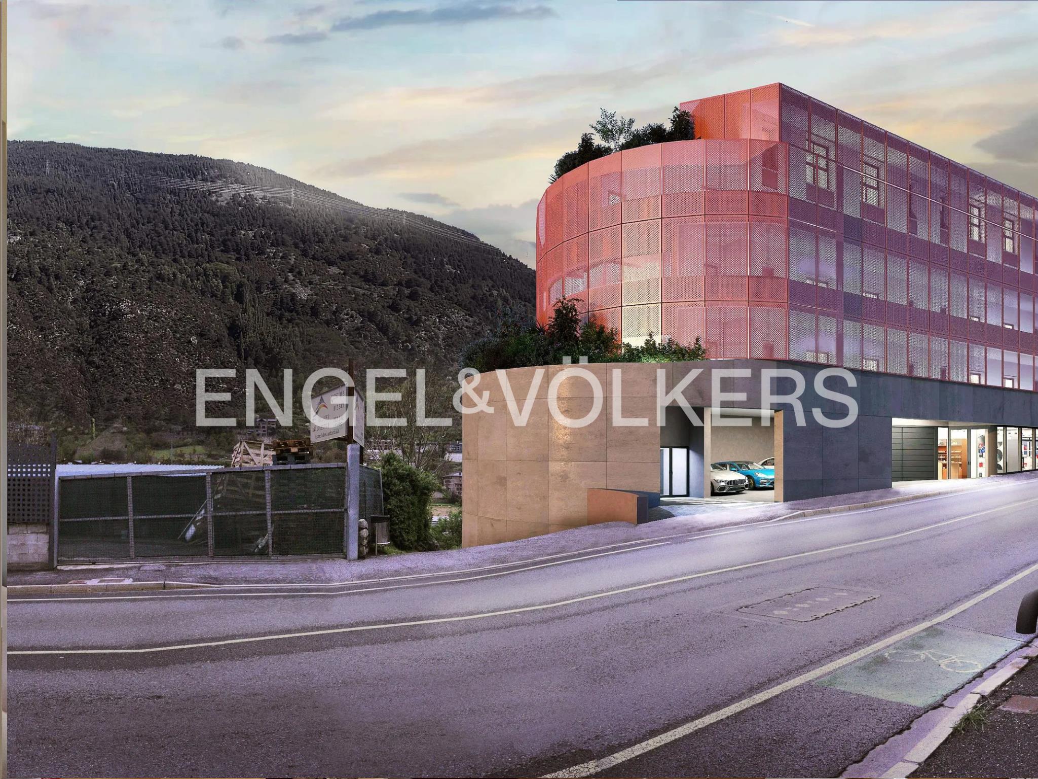 Local comercial en venta en Encamp, 626 metros