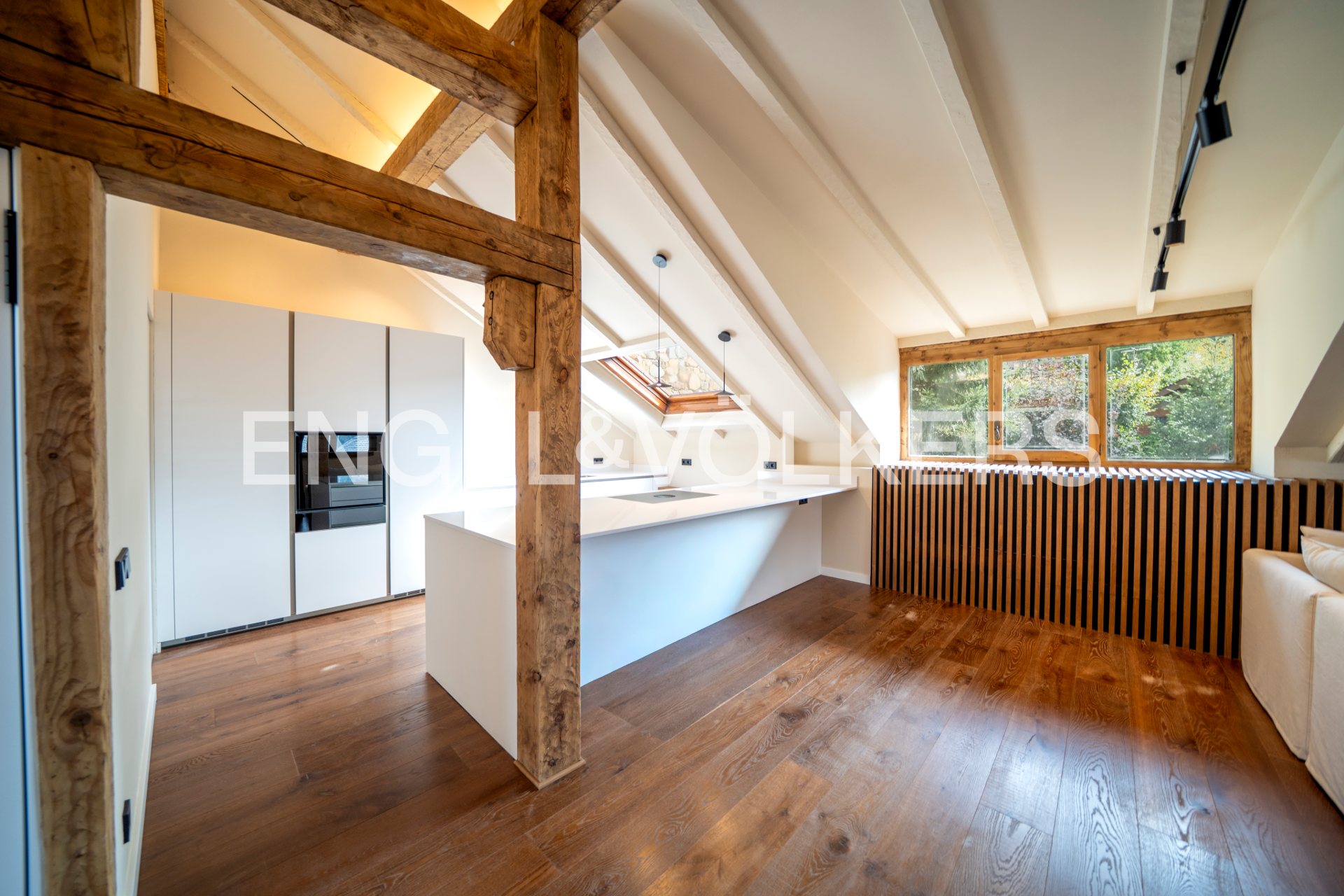 Casa adossada en venda a Ordino, 4 habitacions, 243 metres