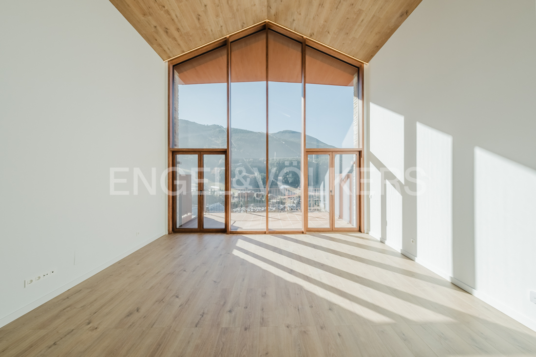 Xalet en venda a El Tarter, 4 habitacions, 359 metres