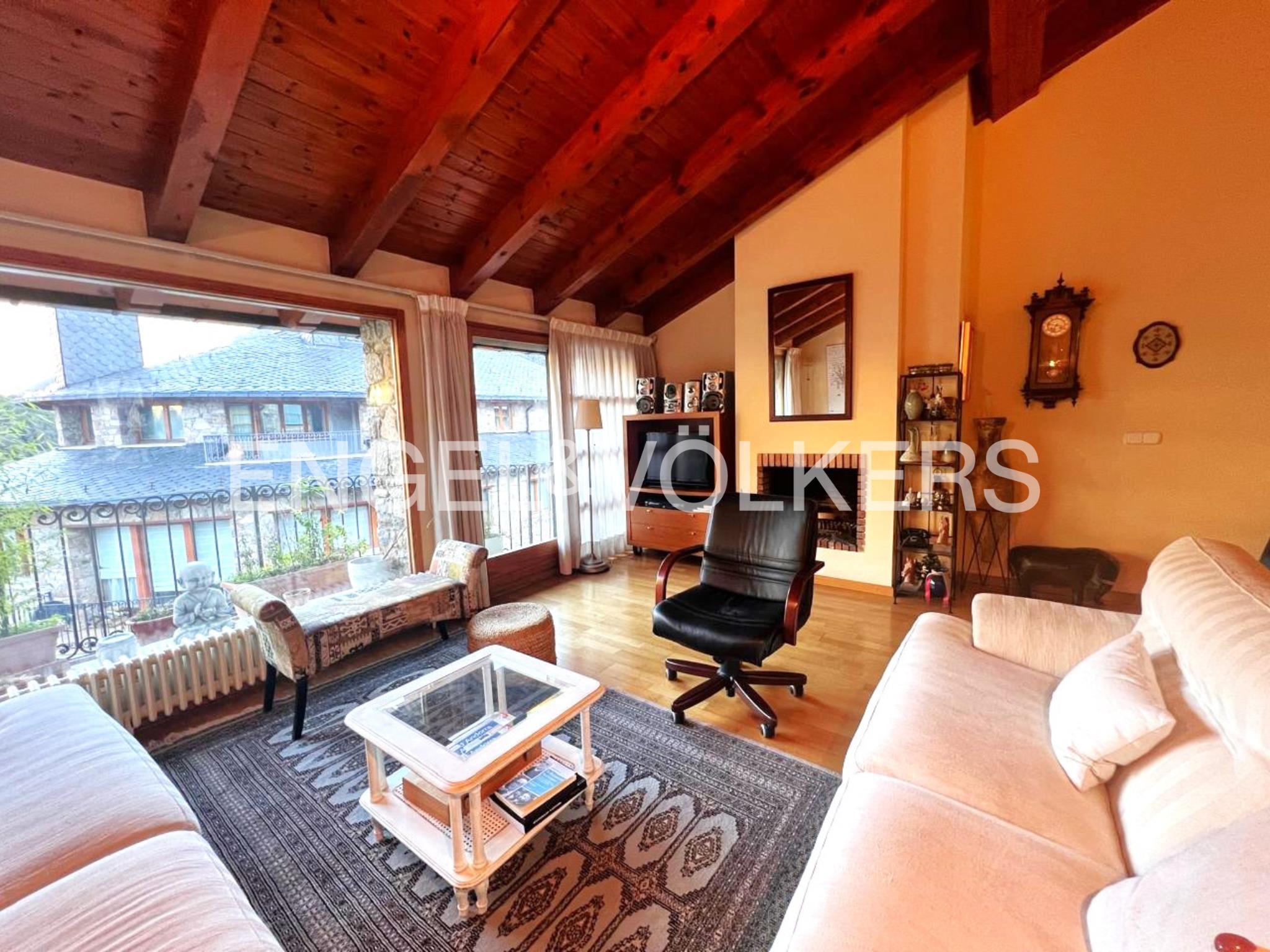 Dúplex de lloguer a Ordino, 3 habitacions, 105 metres
