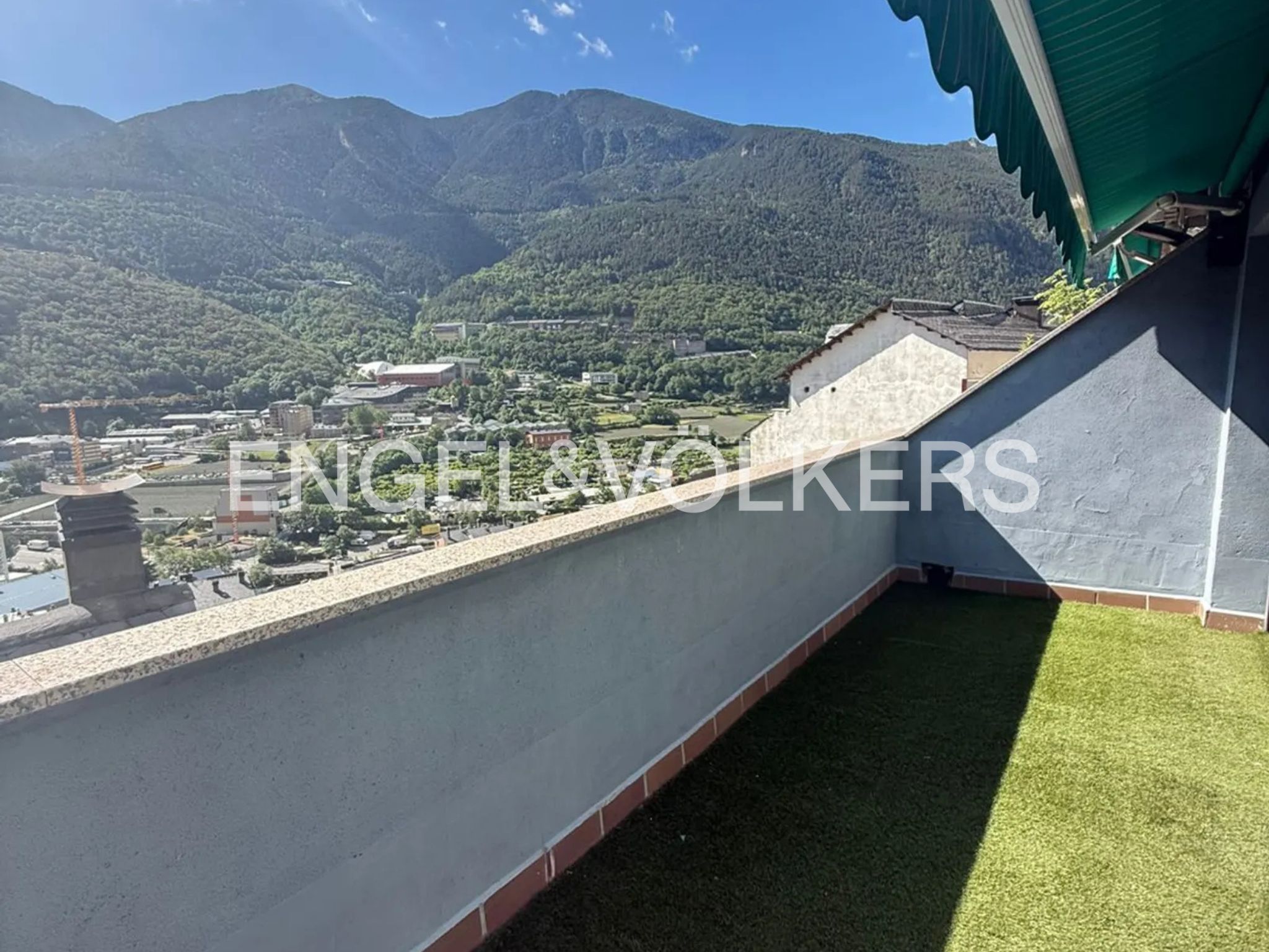 Pis de lloguer a Andorra la Vella, 2 habitacions, 65 metres