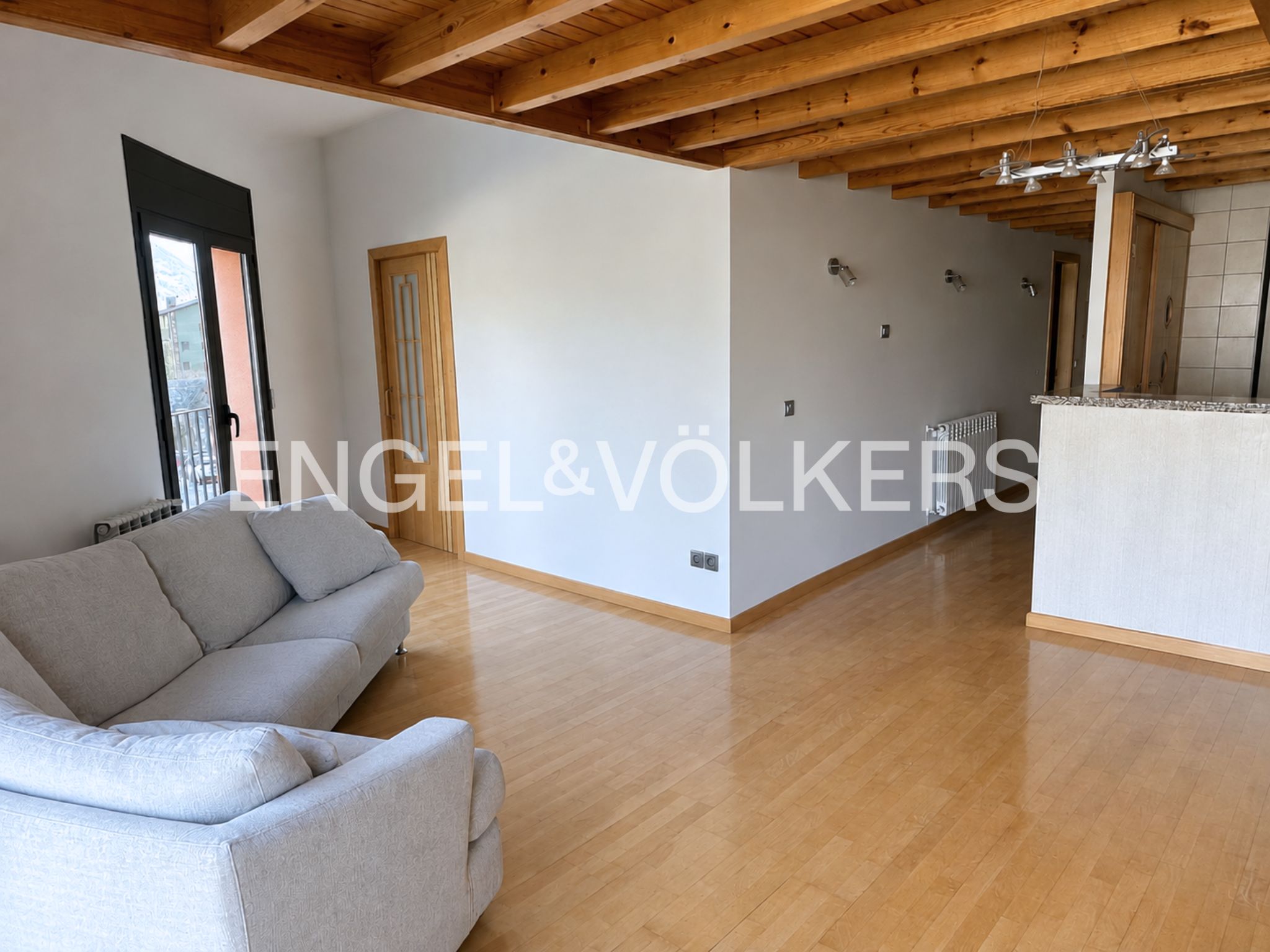 Pis de lloguer a Escaldes Engordany, 1 habitació, 74 metres