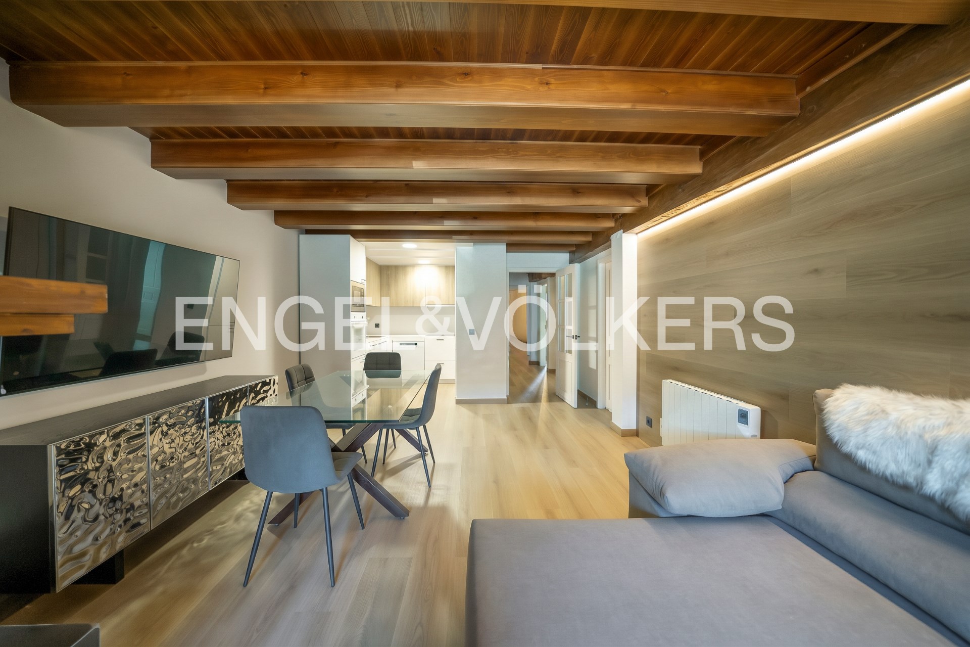 Pis en venda a Incles, 2 habitacions, 129 metres
