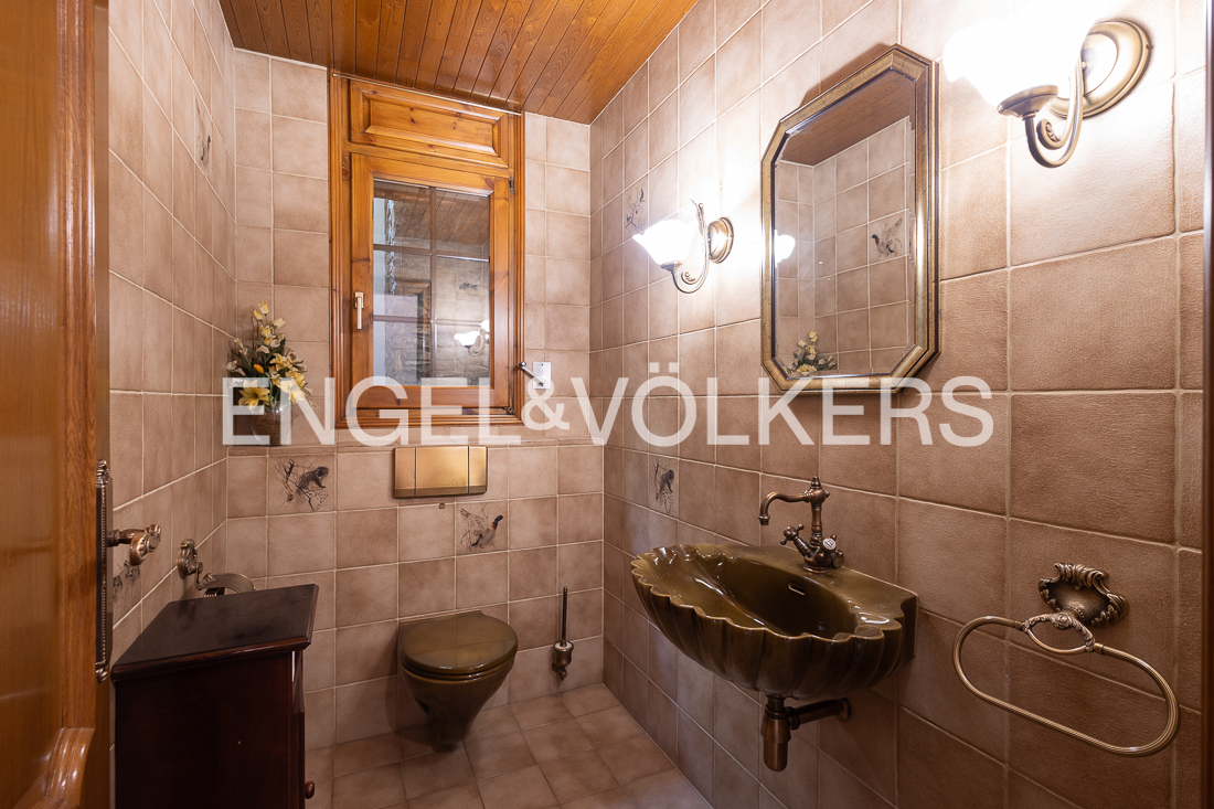 Chalet en venta en Andorra la Vella, 4 habitaciones, 450 metros