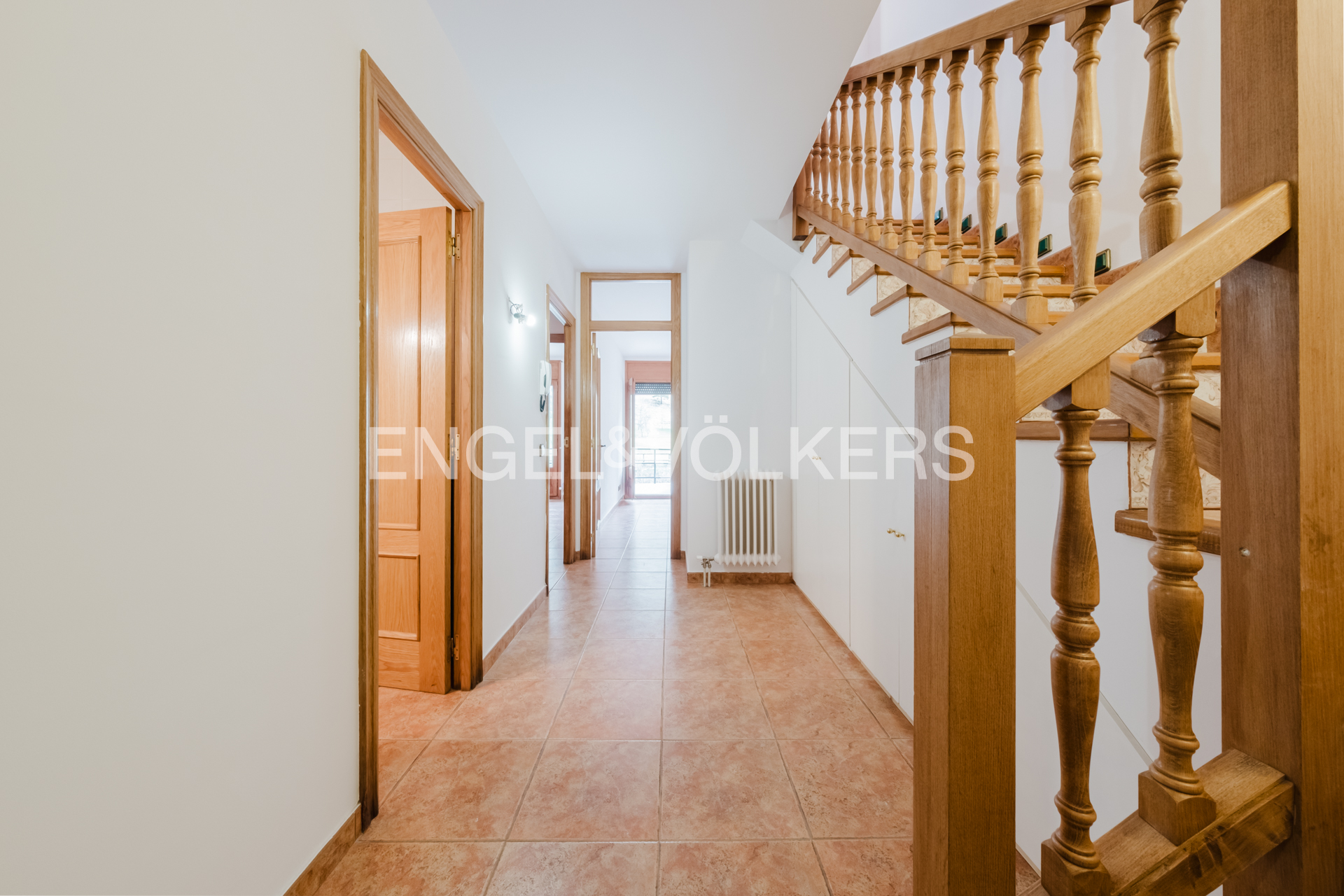 Casa adossada en venda a La Cortinada, 3 habitacions, 183 metres