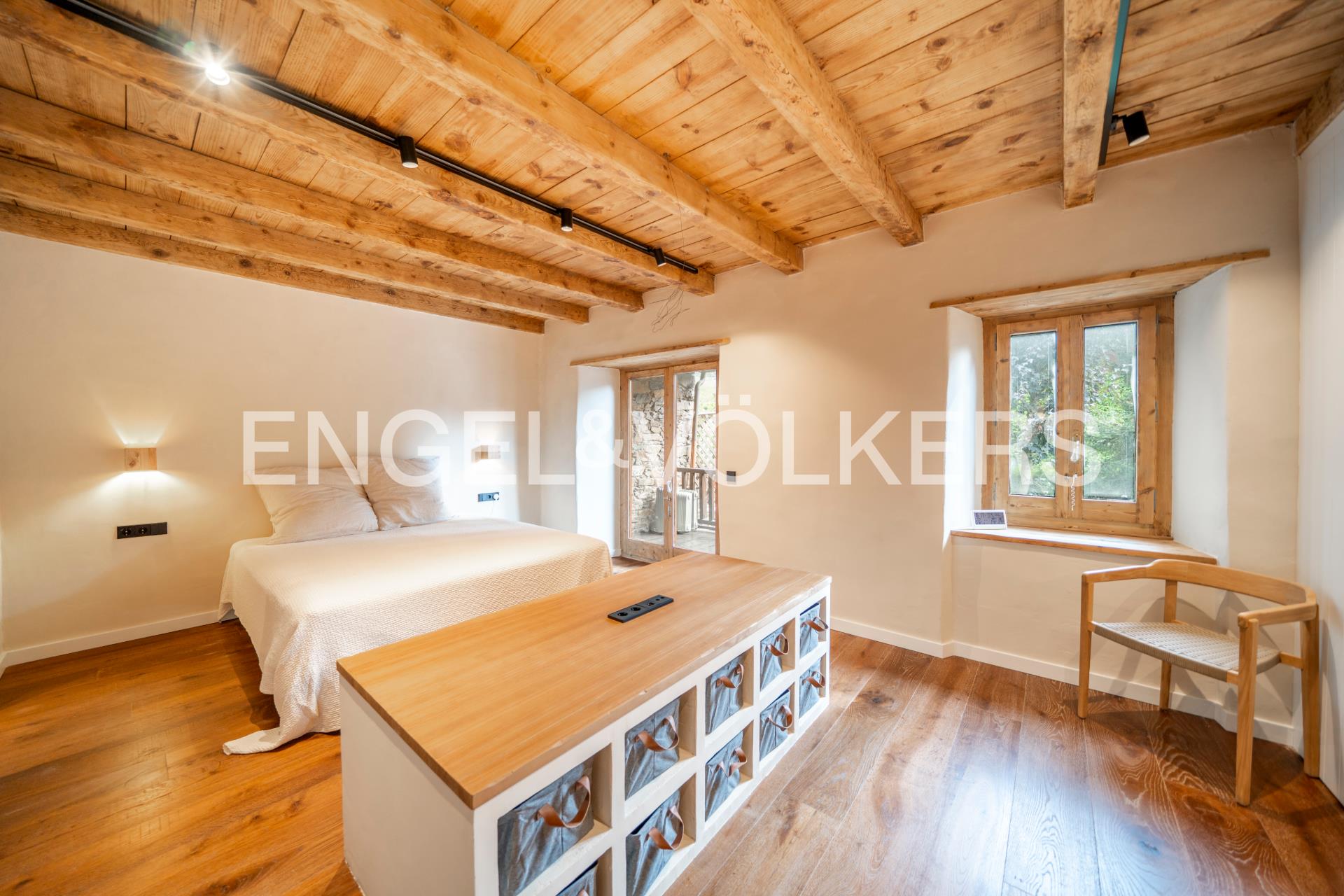 Casa adossada en venda a Ordino, 4 habitacions, 243 metres