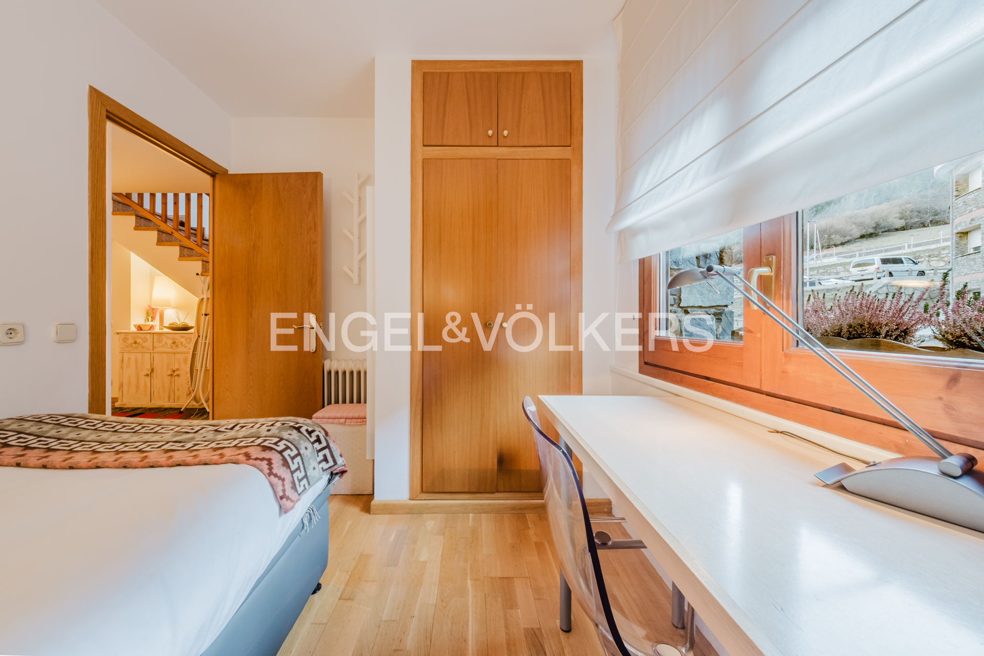 Pis en venda a La Cortinada, 4 habitacions, 193 metres