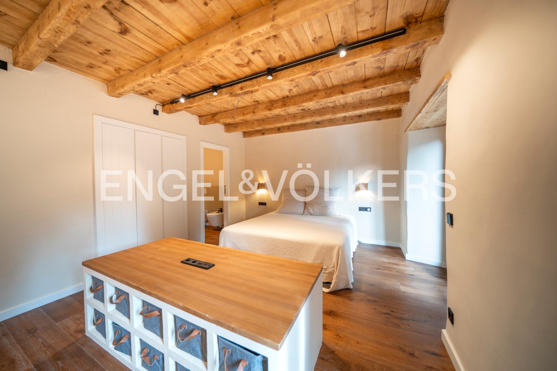 Casa adossada en venda a Ordino, 4 habitacions, 243 metres