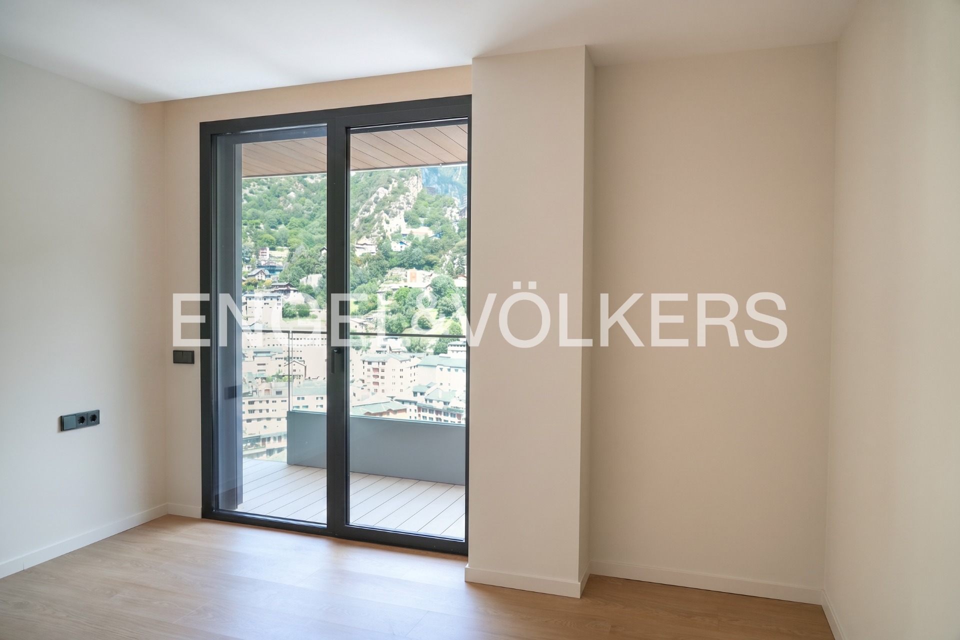 Ático en venta en Escaldes Engordany, 4 habitaciones, 187 metros