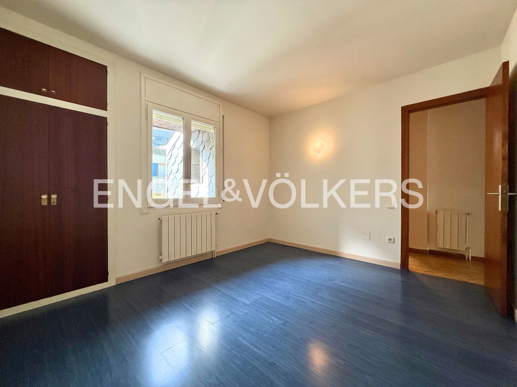 Àtic de lloguer a Santa Coloma, 4 habitacions, 211 metres