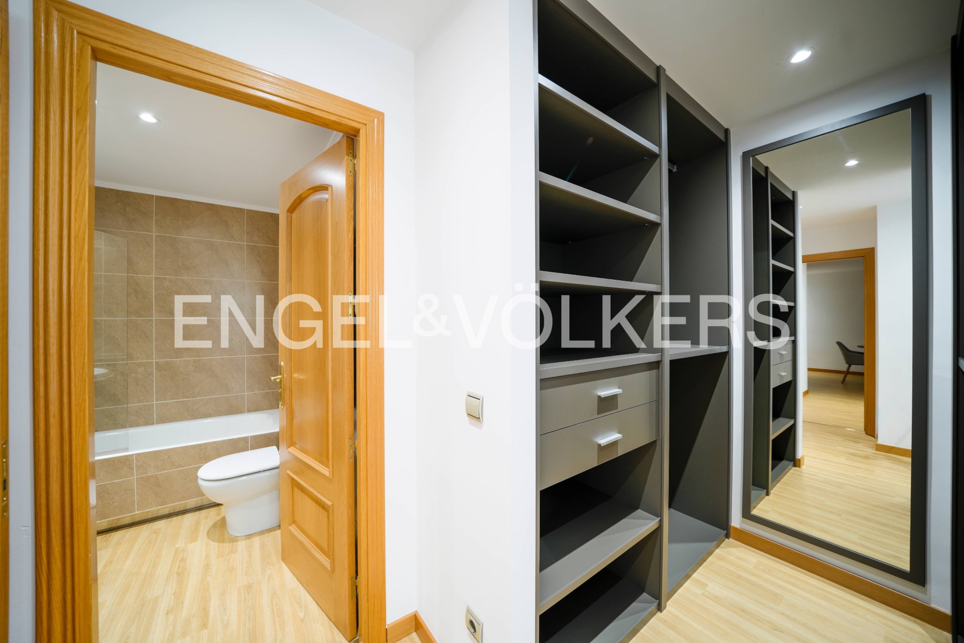 Pis en venda a Arinsal, 2 habitacions, 95 metres