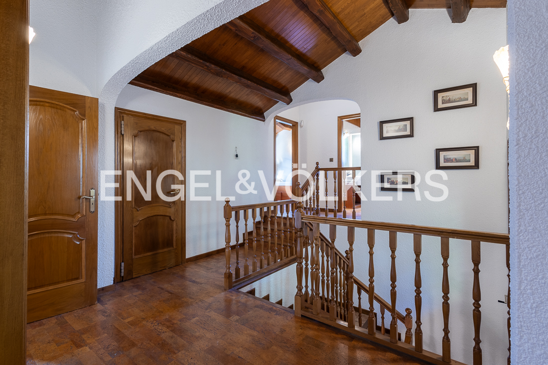 Chalet en venta en Andorra la Vella, 4 habitaciones, 450 metros