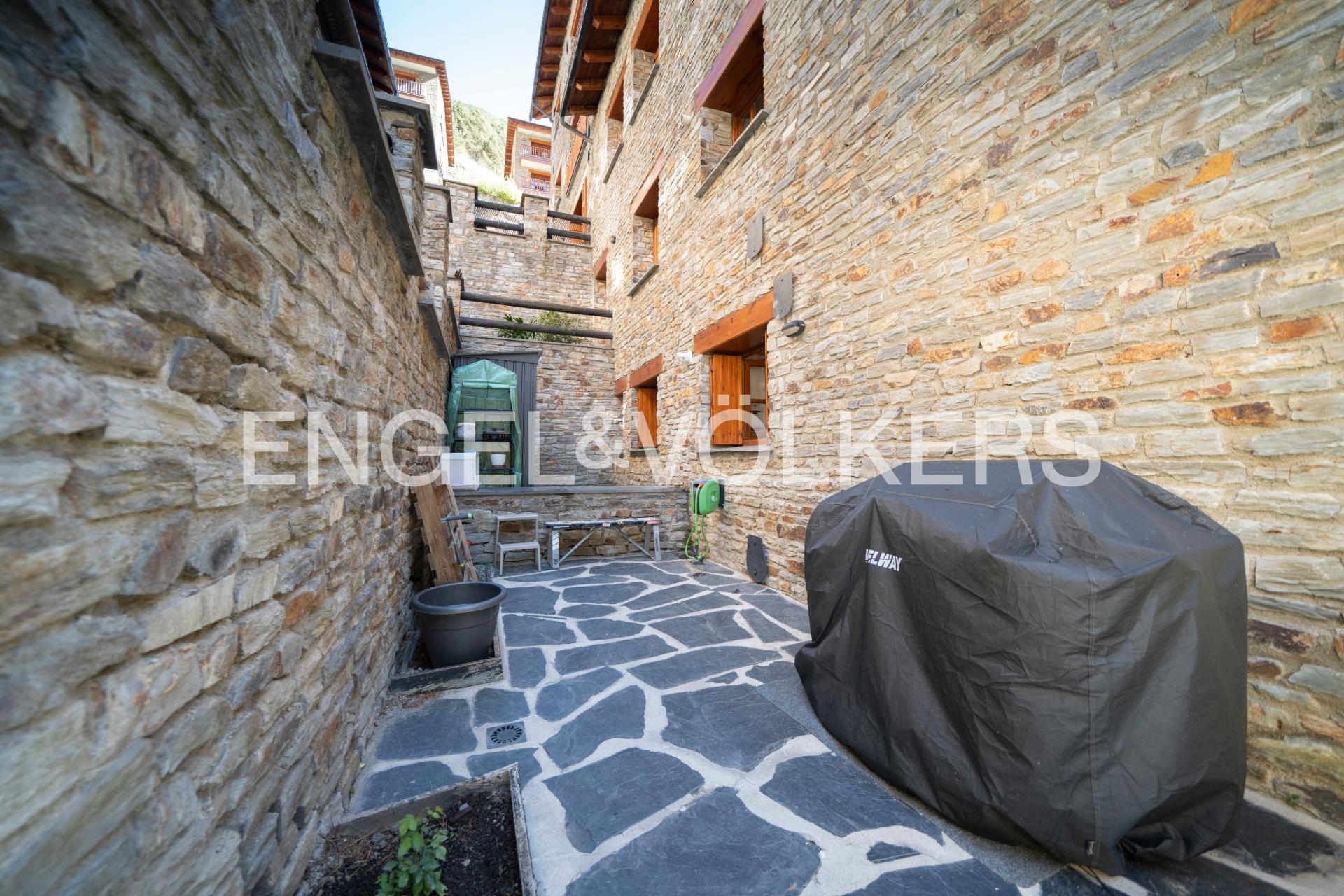 Pis en venda a Canillo, 2 habitacions, 85 metres