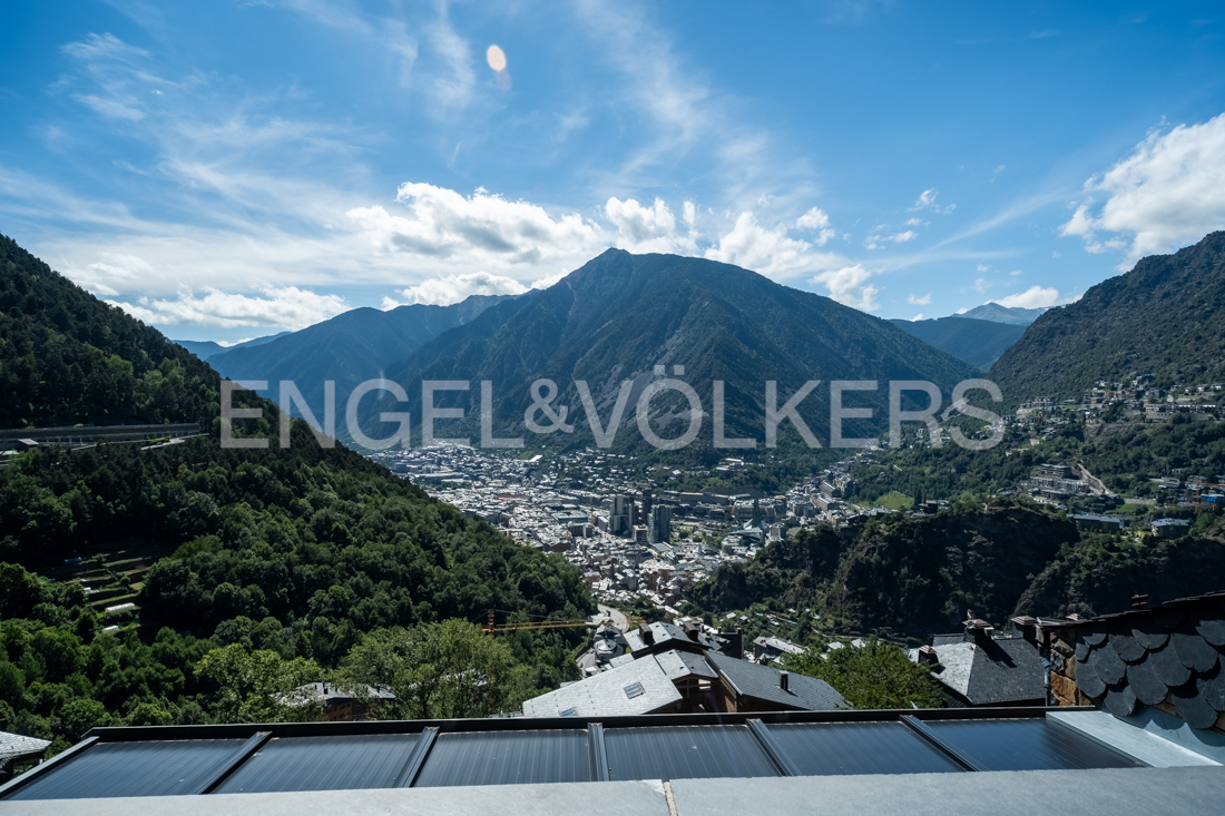 Piso en venta en Escaldes Engordany, 2 habitaciones, 103 metros