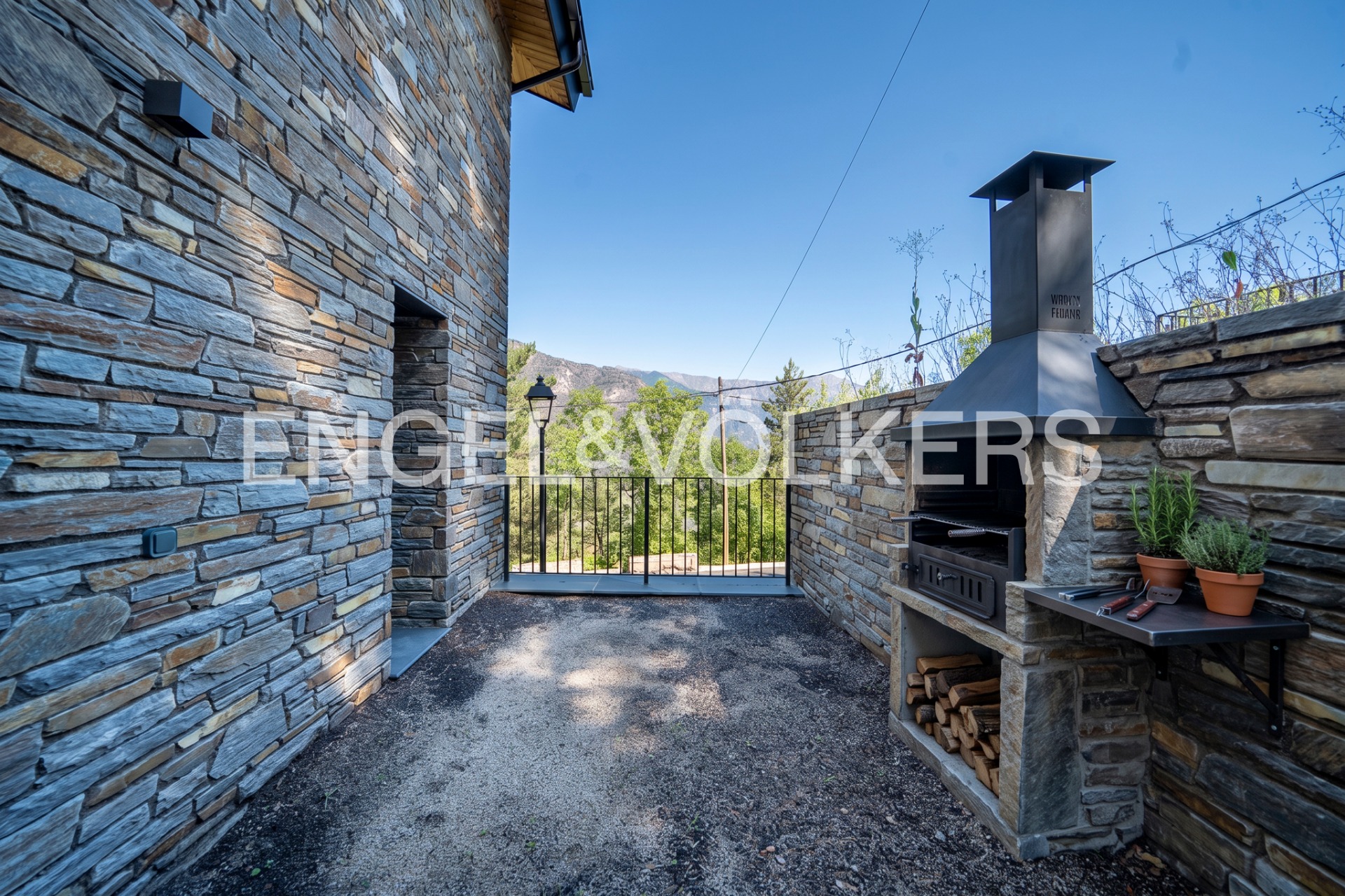 Xalet en venda a Aubinyà, 4 habitacions, 364 metres