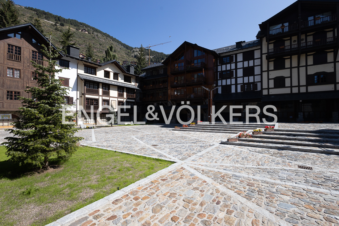 Pis en venda a Canillo, 2 habitacions, 65 metres