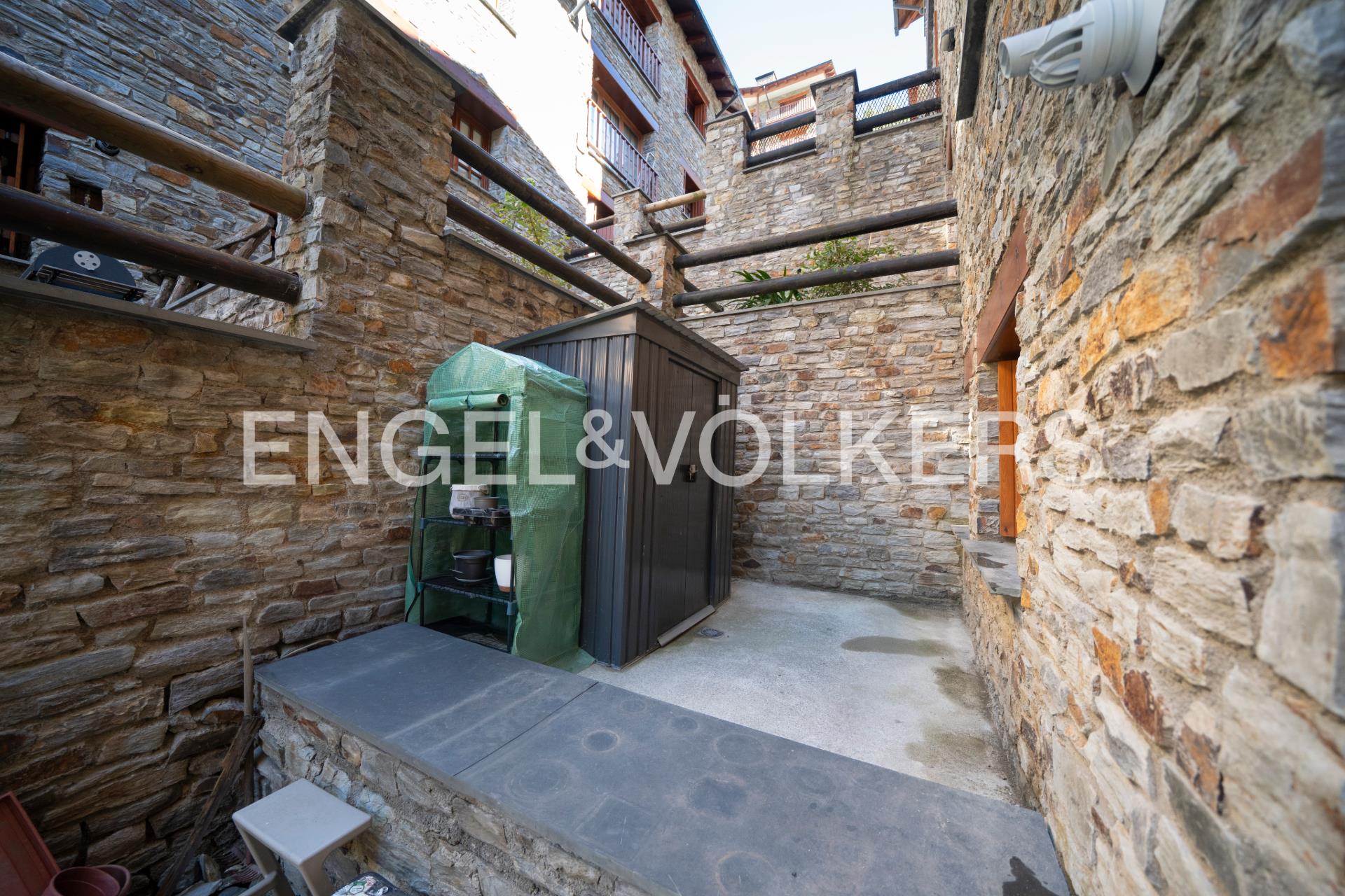 Pis en venda a Canillo, 2 habitacions, 85 metres