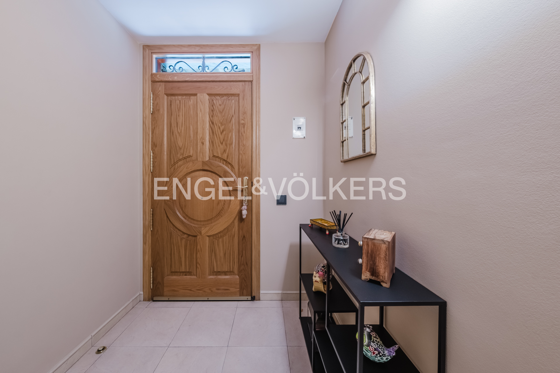 Casa adossada en venda a Arans, 4 habitacions, 382 metres