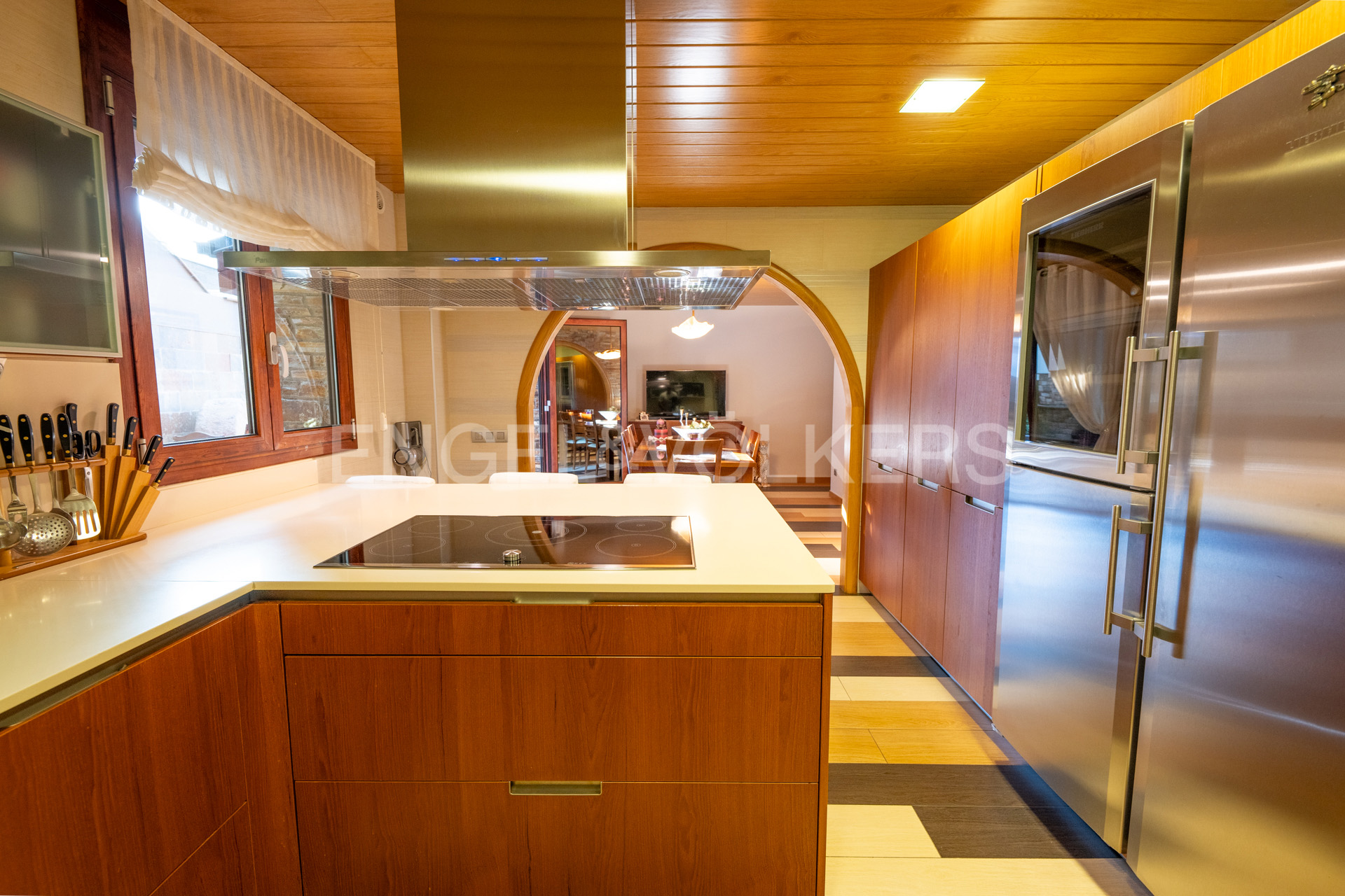 Chalet en venta en Aixirivall, 4 habitaciones, 488 metros