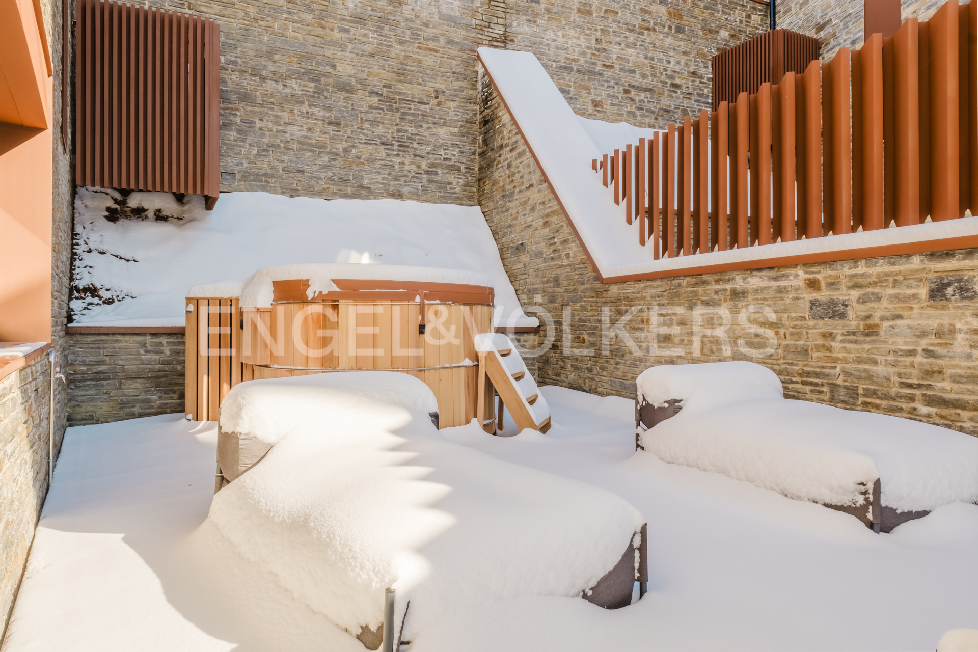 Casa adossada en venda a El Tarter, 4 habitacions, 406 metres