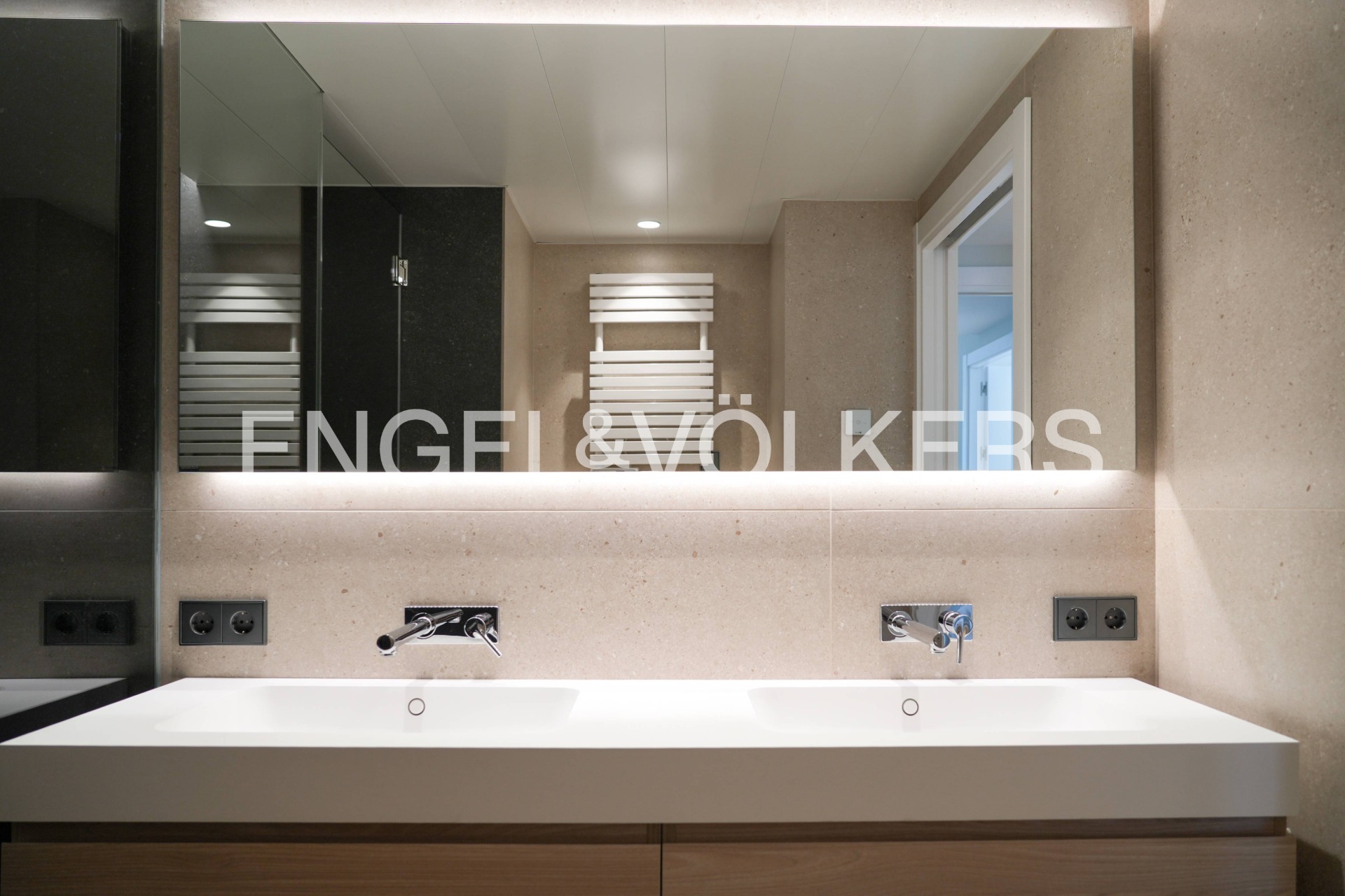 Ático en venta en Escaldes Engordany, 4 habitaciones, 187 metros